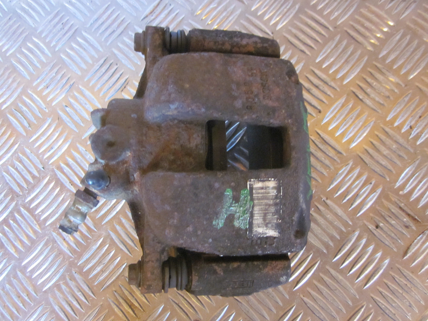 Peugeot 307 Bremsekaliber HF Med OEM Nr. Ophugger Fra Peugeot Ophugger