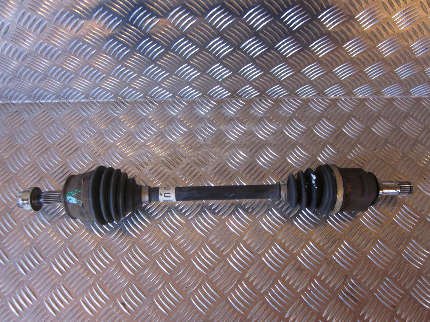 Opel Corsa D Trækaksel For V Med OEM Nr. Ophugger Fra Opel Ophugger