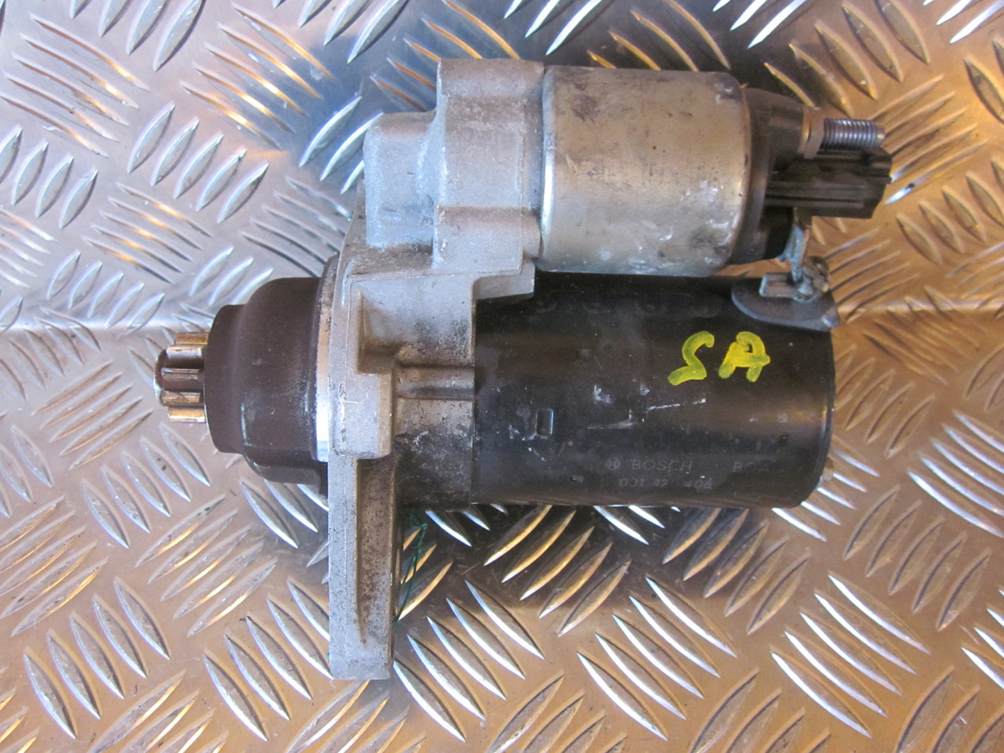 VW Caddy 2K Starter Med OEM Nr. 02Z911023E Fra VW Ophugger