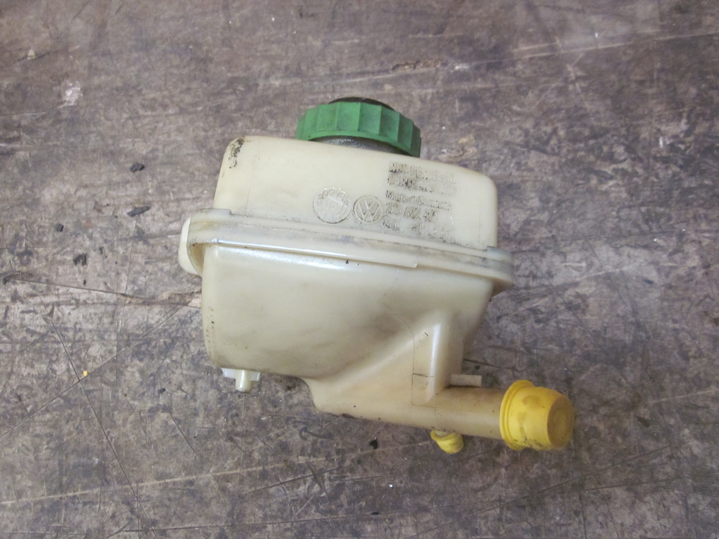 VW Caddy 2K Servobeholder Med OEM Nr. 2K0422371A Fra VW Ophugger