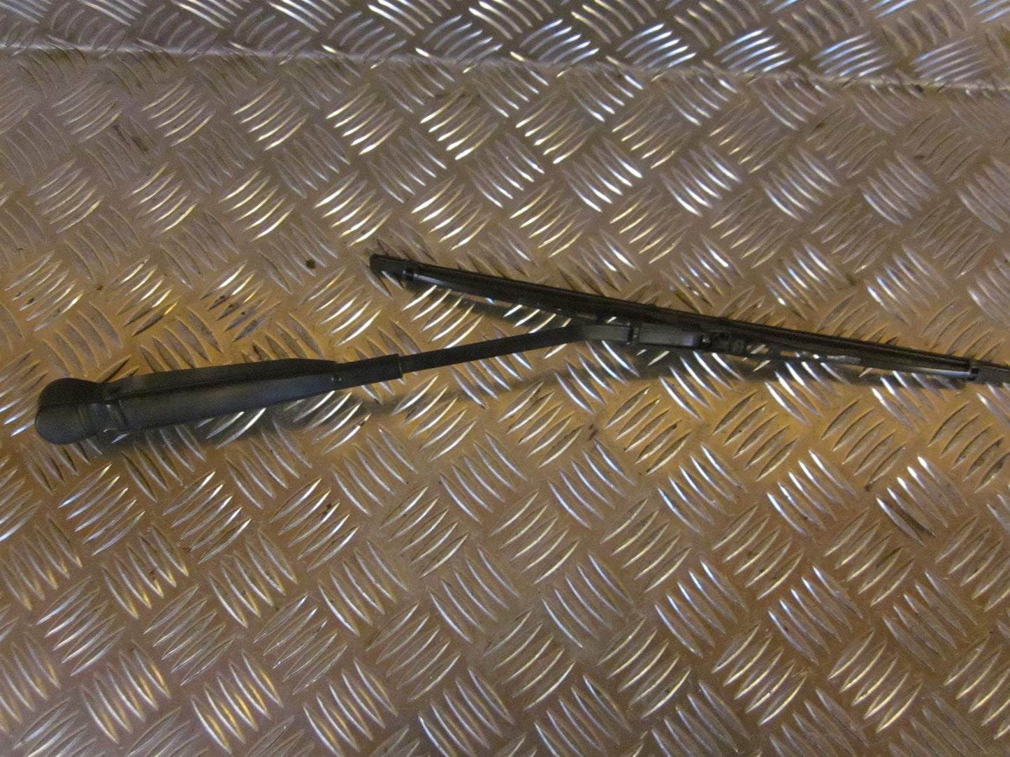 Opel Combo C Viskerarm Med OEM Nr. Ophugger Fra Opel Ophugger