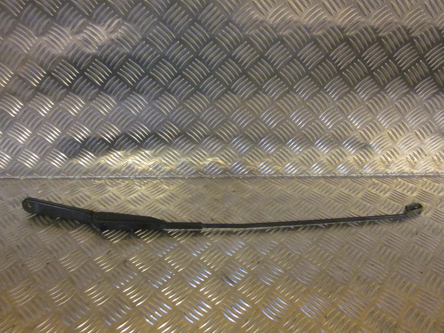 Renault Trafic 1 Viskerarm Med OEM Nr. Ophugger Fra Renault Ophugger