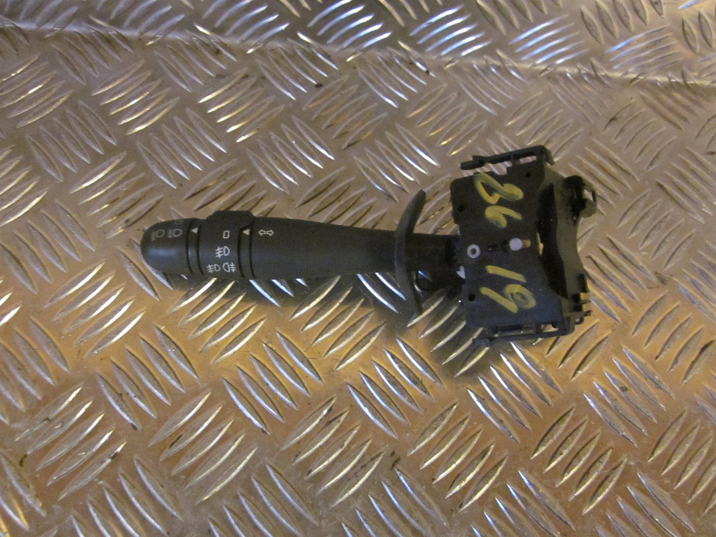 Renault Trafic 1 Kontakt Lys/Viske Med OEM Nr. Ophugger Fra Renault Ophugger