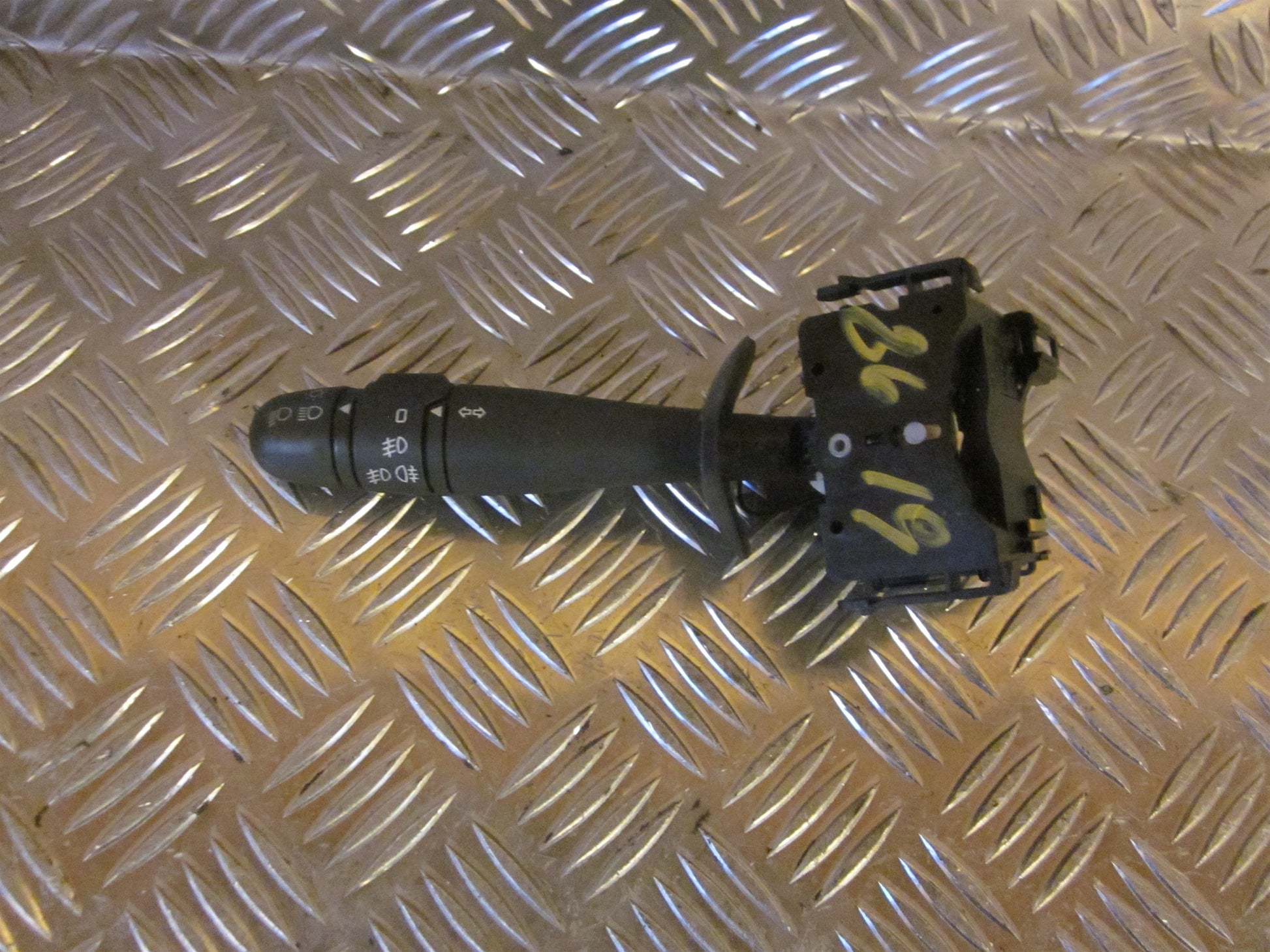 Renault Trafic 1 Kontakt Lys/Viske Med OEM Nr. Ophugger Fra Renault Ophugger