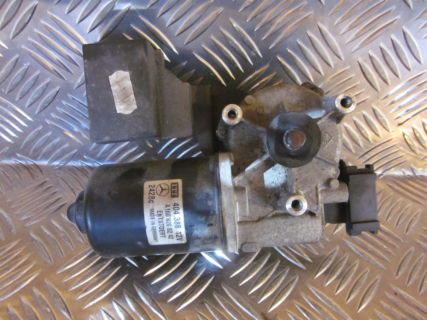 Mercedes A W168 Viskermotor Med OEM Nr. Ophugger Fra Mercedes Ophugger