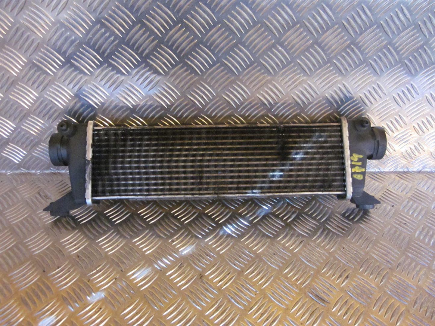 Mercedes A W168 Køler Intercooler Med OEM Nr. Ophugger Fra Mercedes Ophugger