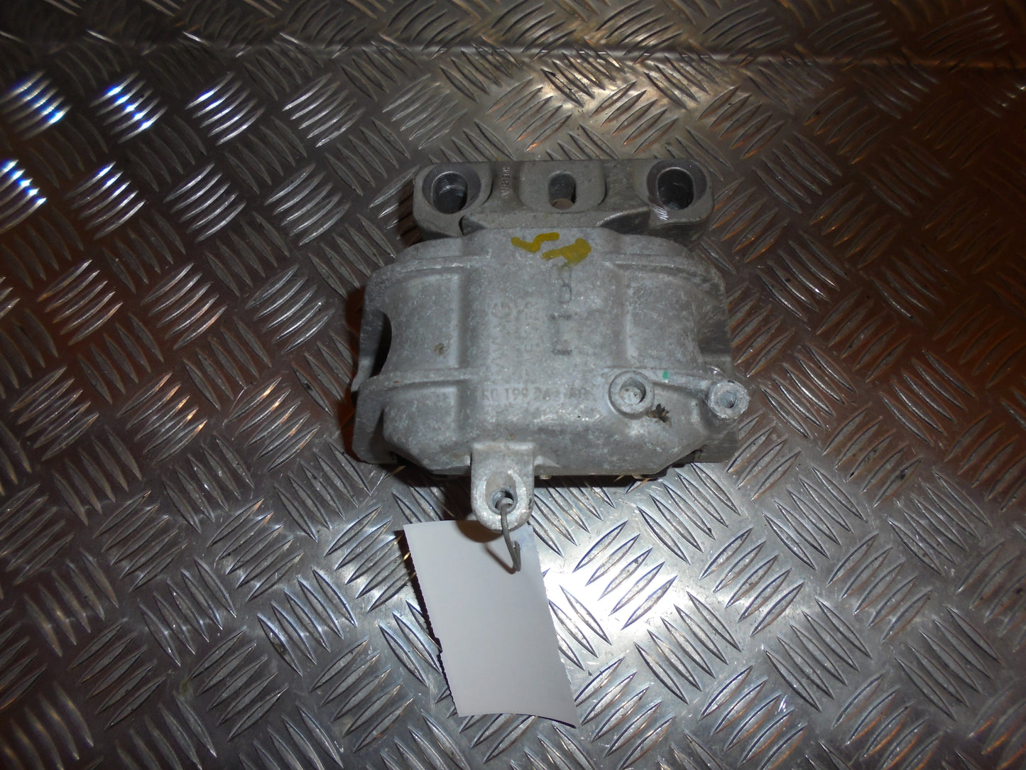 VW Golf 5 1K Motorophæng For Med OEM Nr. 1K0199262AP Fra VW Ophugger