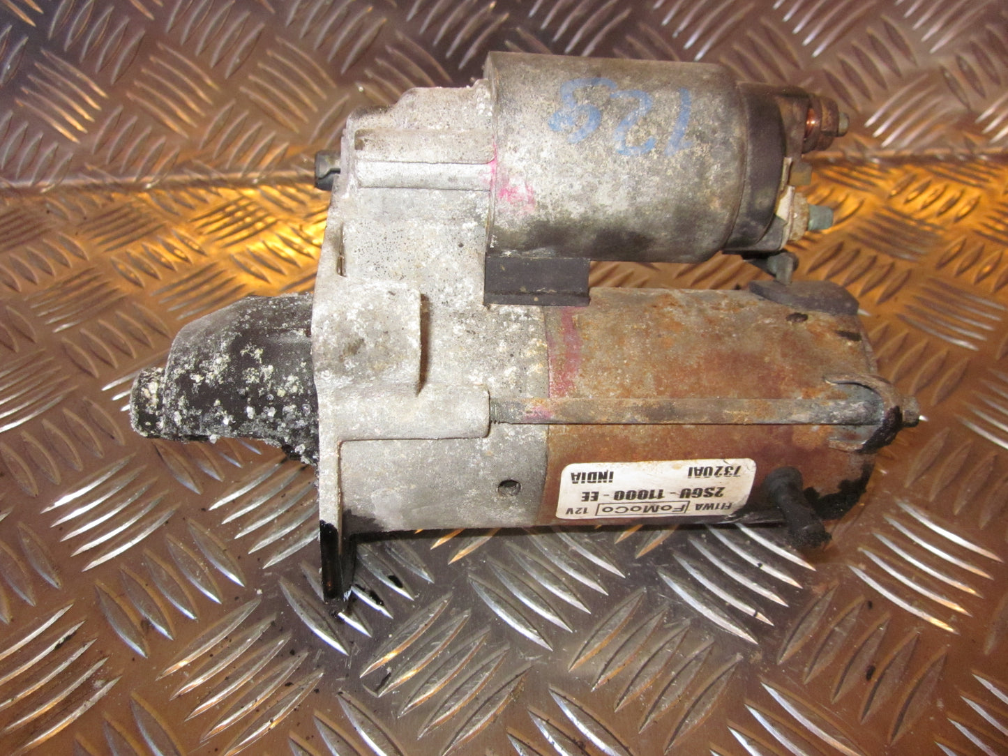 Ford Fusion 1 Starter Med OEM Nr. 2SGU11000EE Fra Ford Ophugger