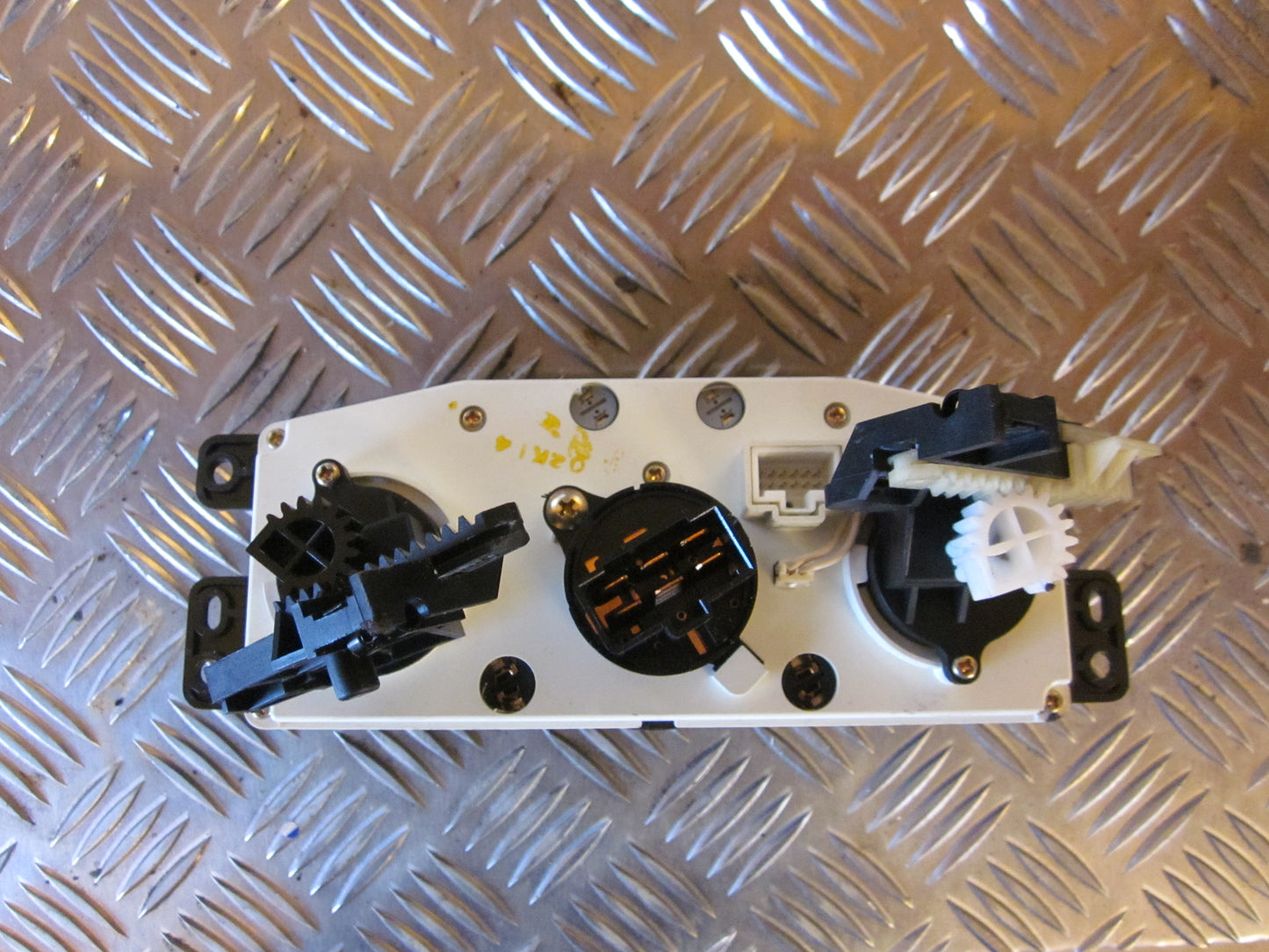 Kia Rio DC Varmeregulering Med OEM Nr. Ophugger Fra Kia Ophugger