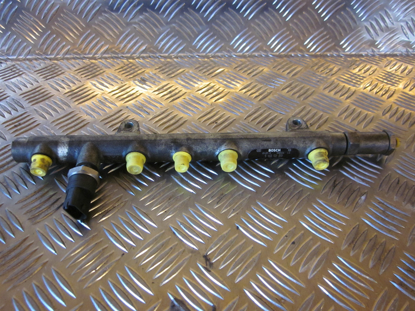 Renault Laguna 2 Rail Bro Med OEM Nr. 0445214024 Fra Renault Ophugger