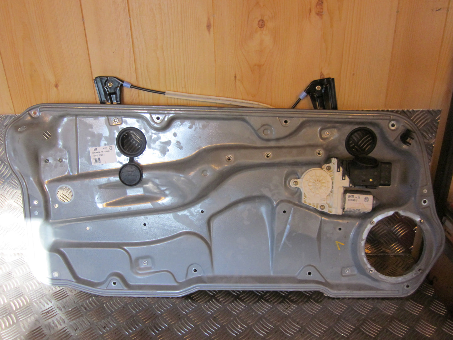 VW Golf 4 1J Rudemotor - Rudehejs Med OEM Nr. 1j3837461h Fra VW Ophugger