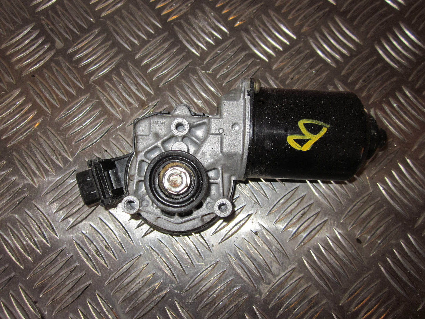 Suzuki Liana Viskermotor Med OEM Nr. Ophugger Fra Suzuki Ophugger