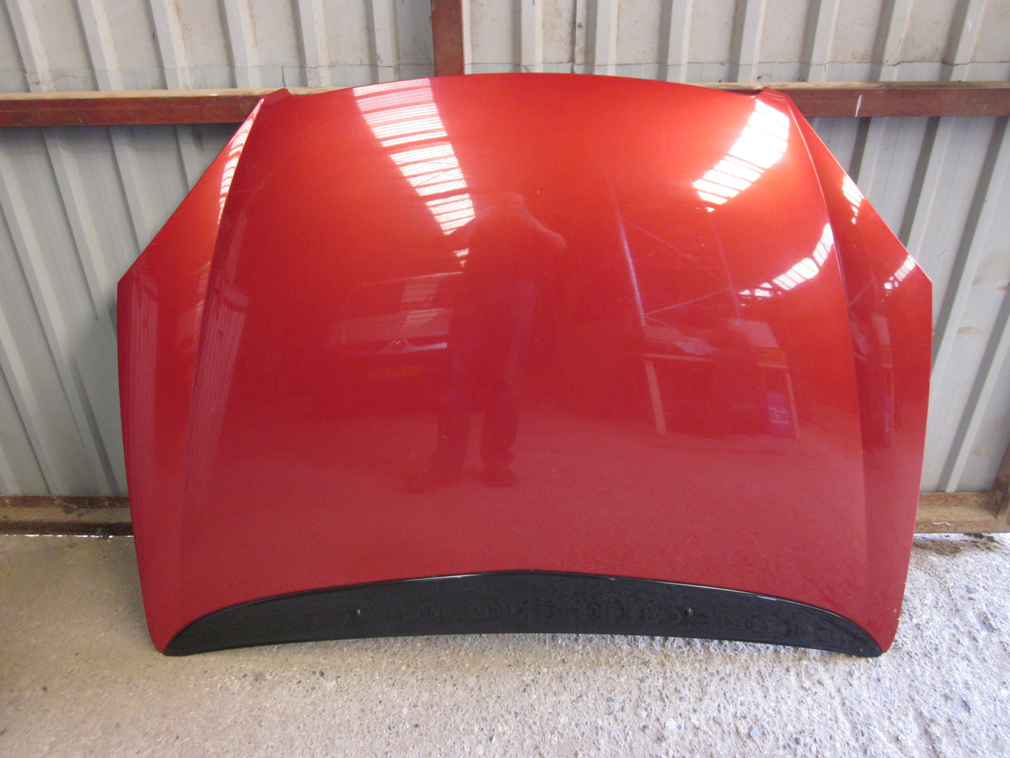 Citroen C5 Fronthjelm Med OEM Nr. 7901H9 Fra Citroen Ophugger