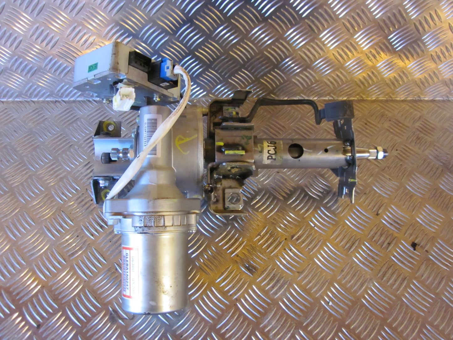Hyundai I10 Ratstamme M/El-Servo Med OEM Nr. 563000X700 Fra Hyundai Ophugger