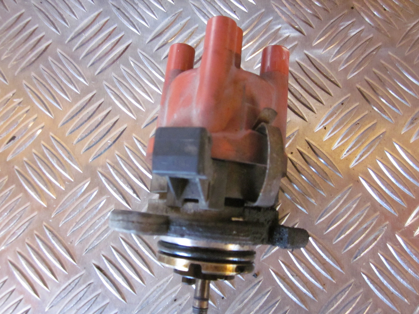 VW Golf 3 1H Strømfordeler El Med OEM Nr. 0237521050 Fra VW Ophugger