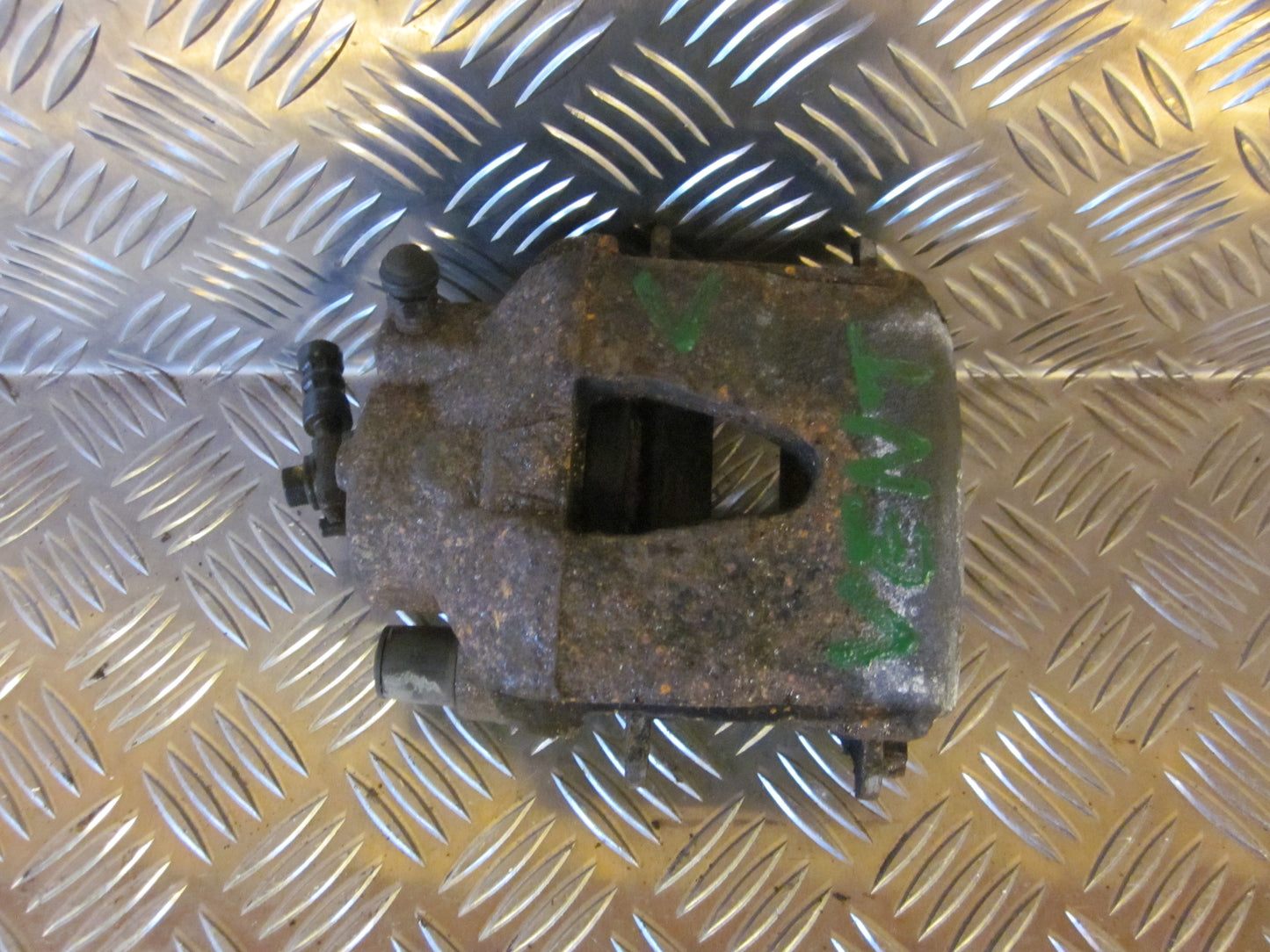 Skoda Fabia Bremsekaliber VF Med OEM Nr. 1K0615123D Fra Skoda Ophugger