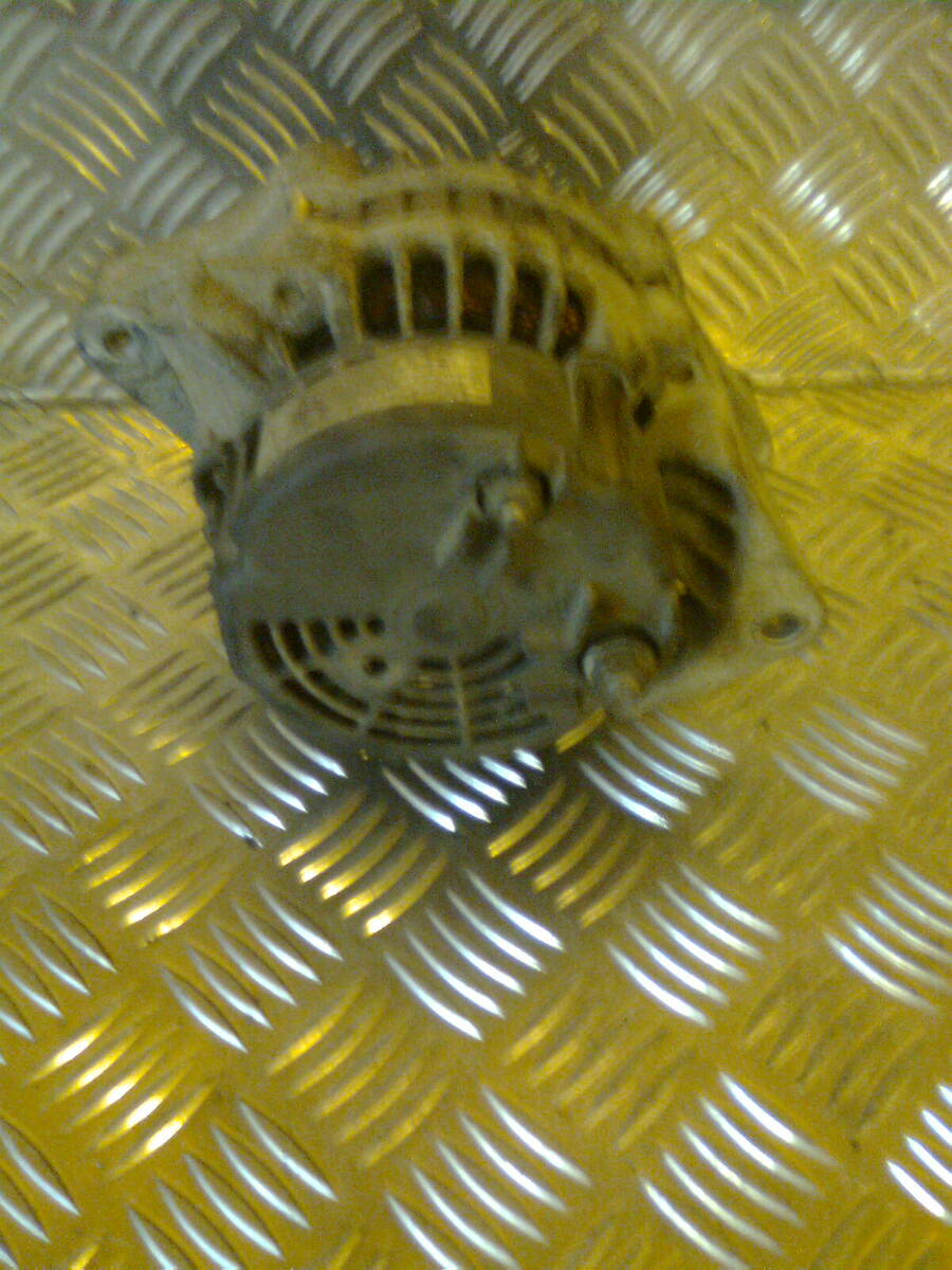 Opel Vectra B Generator Med OEM Nr. 3493848 Fra Opel Ophugger