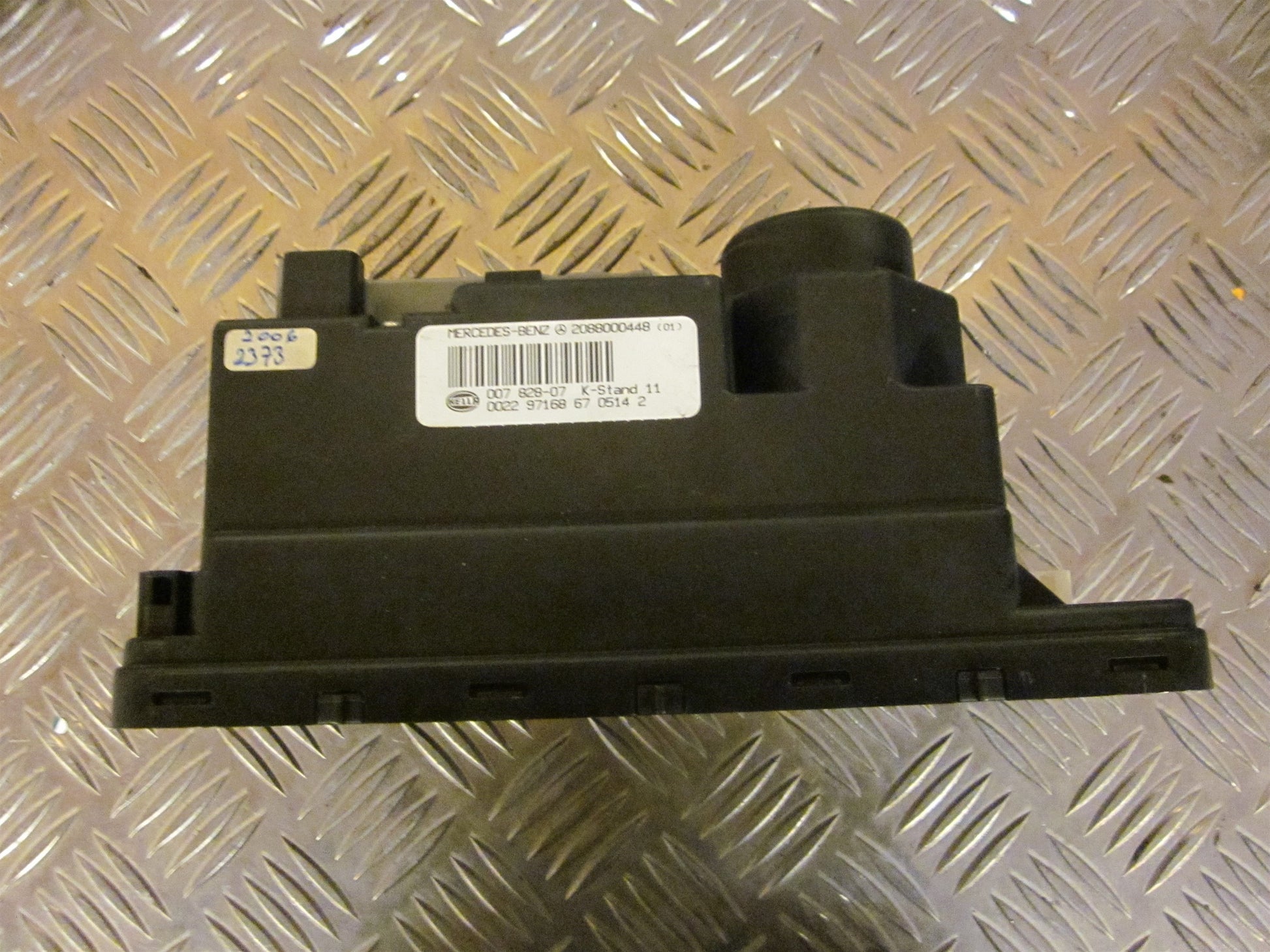 Mercedes C 180-280 W202 Centrallås Pumpe Med OEM Nr. Ophugger Fra Mercedes Ophugger