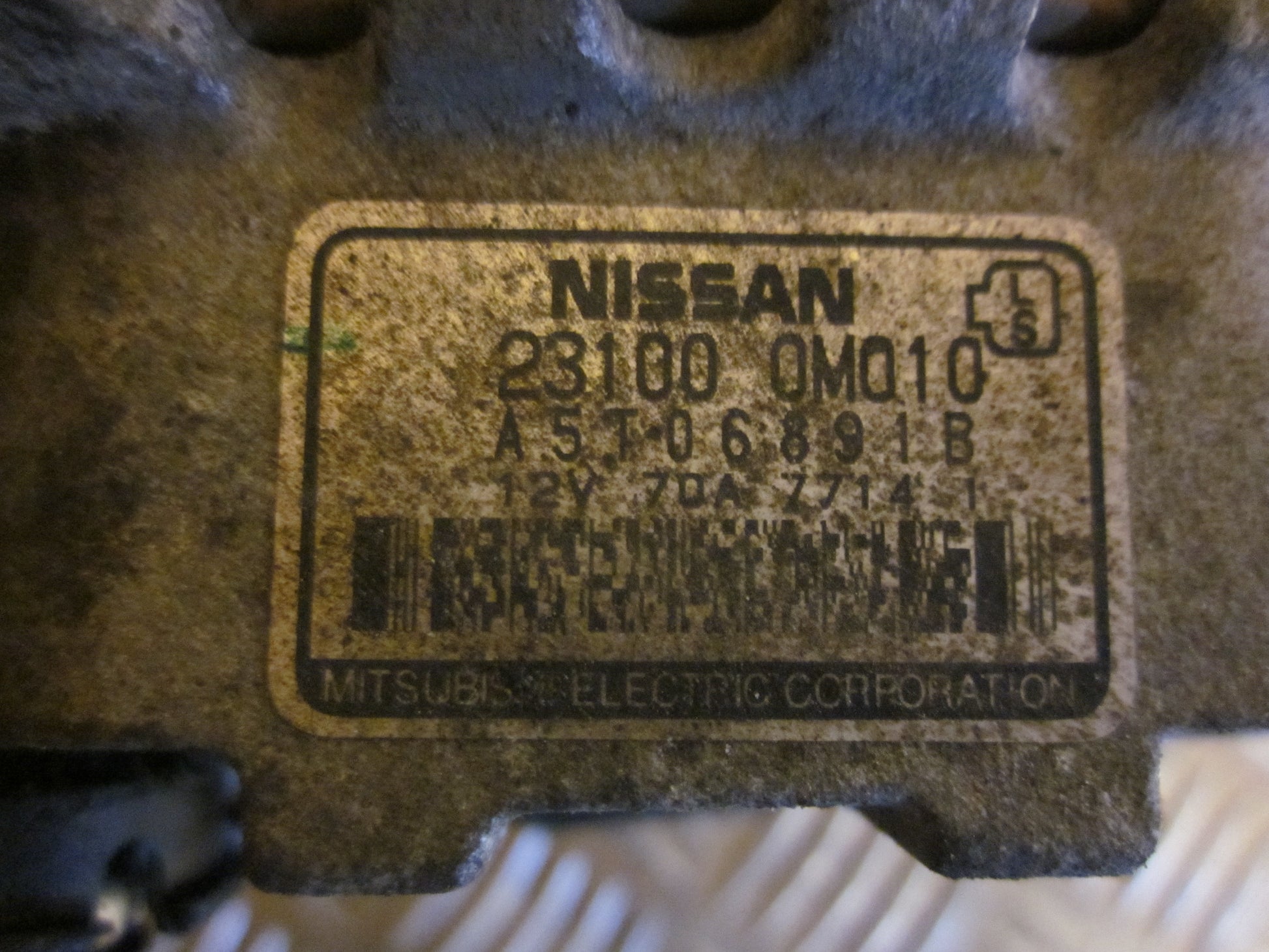 Nissan Almera N15 Generator Med OEM Nr. 231000M010 Fra Nissan Ophugger