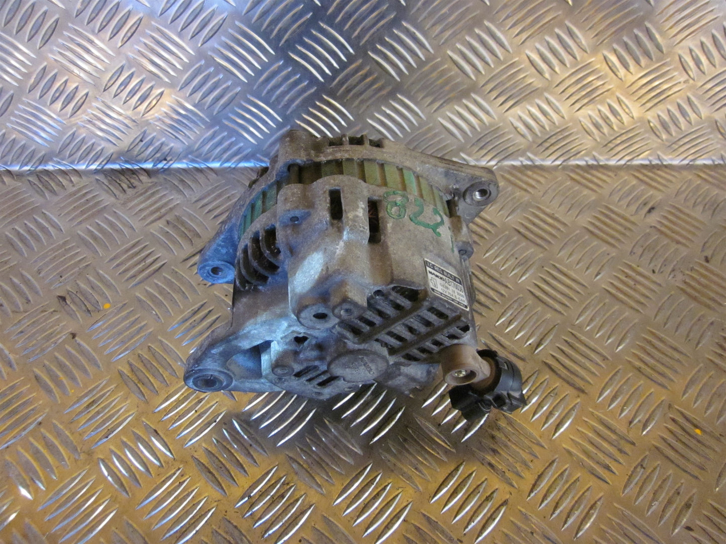 Kia Sephia Generator Med OEM Nr. AB170036 Fra Kia Ophugger