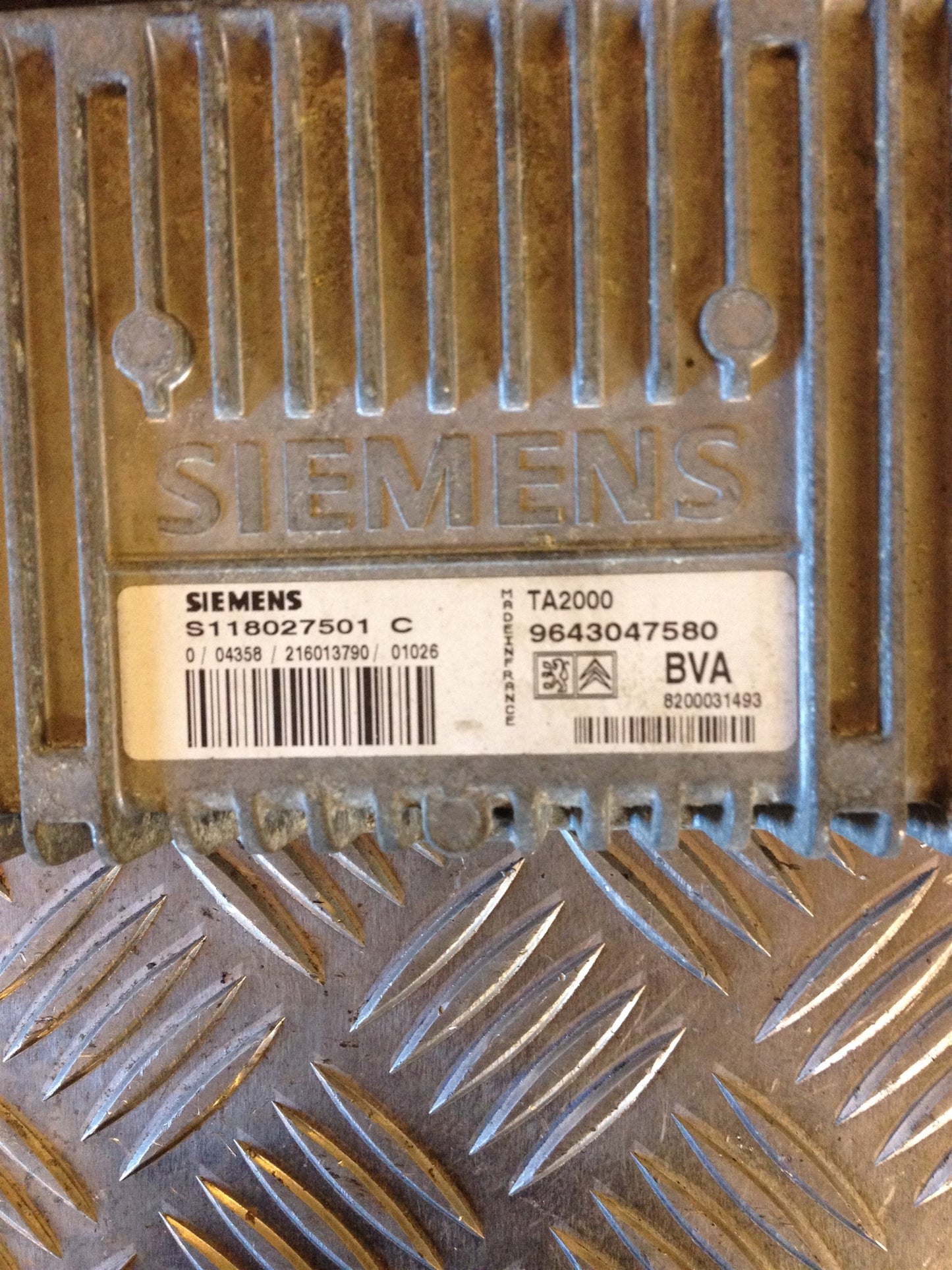 Peugeot 806 Automatgear Elboks Med OEM Nr. Ophugger Fra Peugeot Ophugger