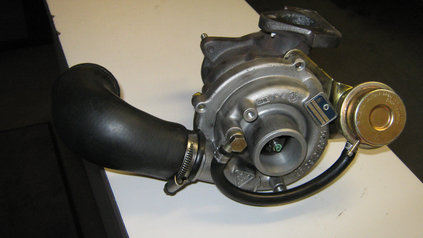 VW Passat 3B Turbolader Med OEM Nr. K03006KT Fra VW Ophugger