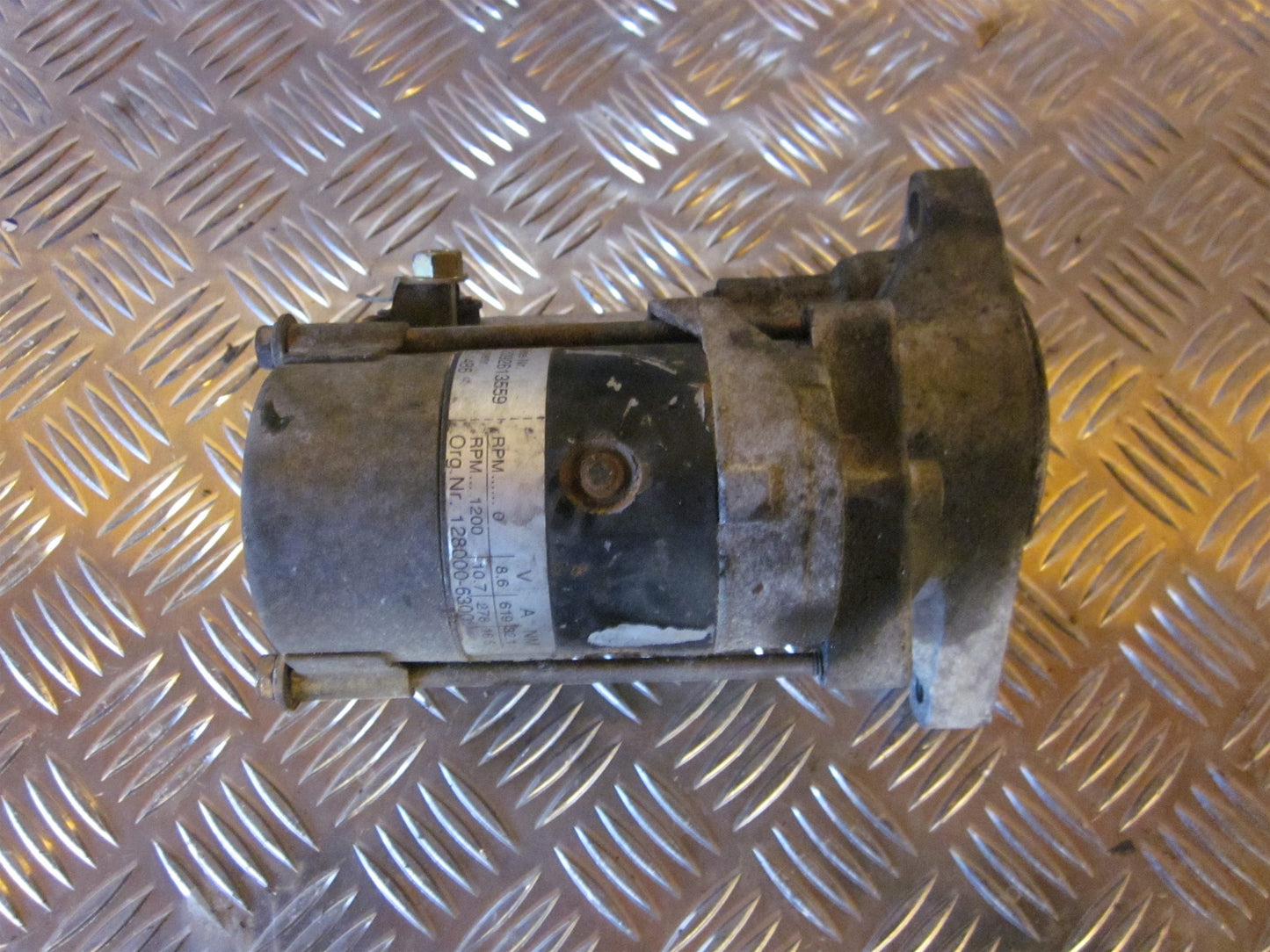 Daihatsu Chara De G200 Starter Med OEM Nr. 1280006300 Fra Daihatsu Ophugger