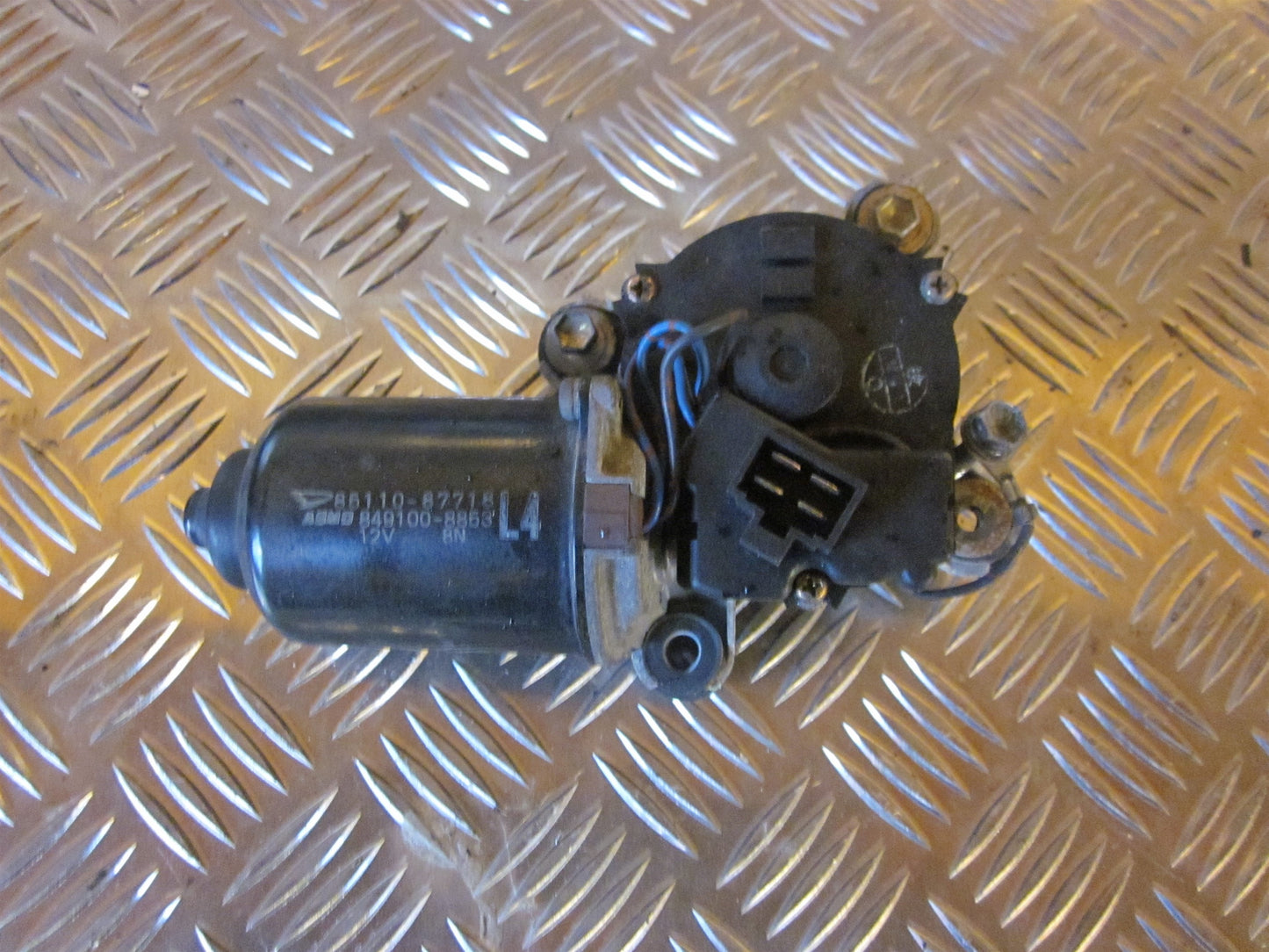 Daihatsu Chara De G200 Viskermotor Med OEM Nr. Ophugger Fra Daihatsu Ophugger