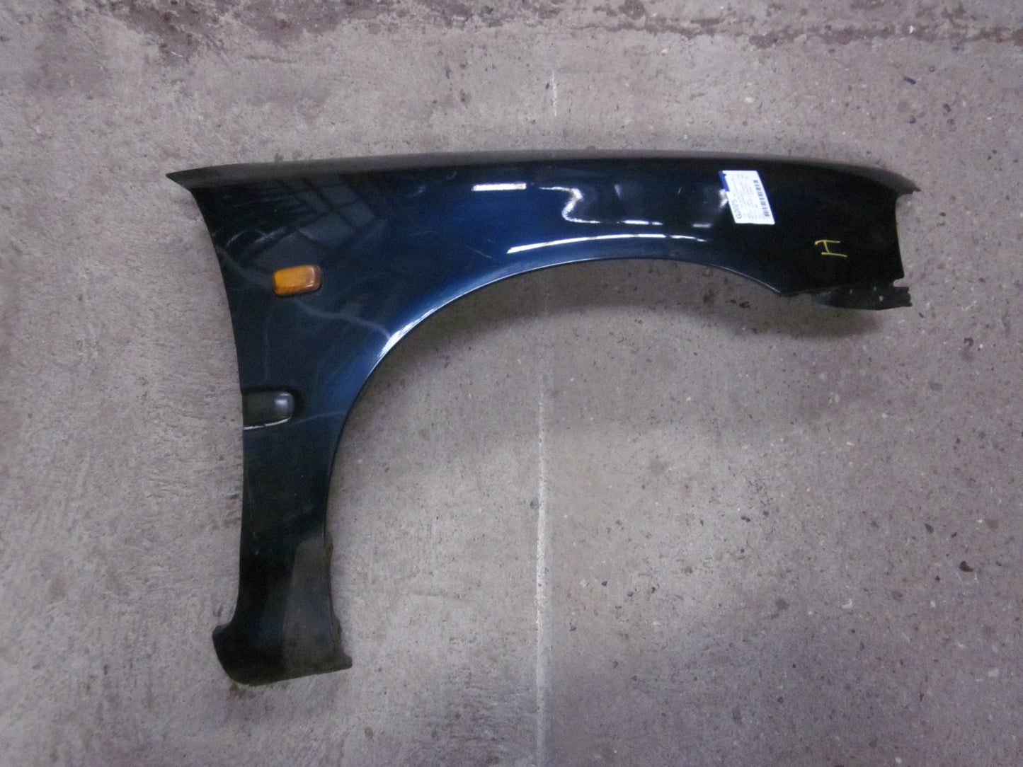 Daihatsu Chara De G200 Forskærm H Med OEM Nr. Ophugger Fra Daihatsu Ophugger