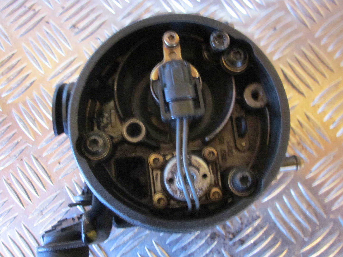 Peugeot 306 Indspr. Monopoint Med OEM Nr. Ophugger Fra Peugeot Ophugger