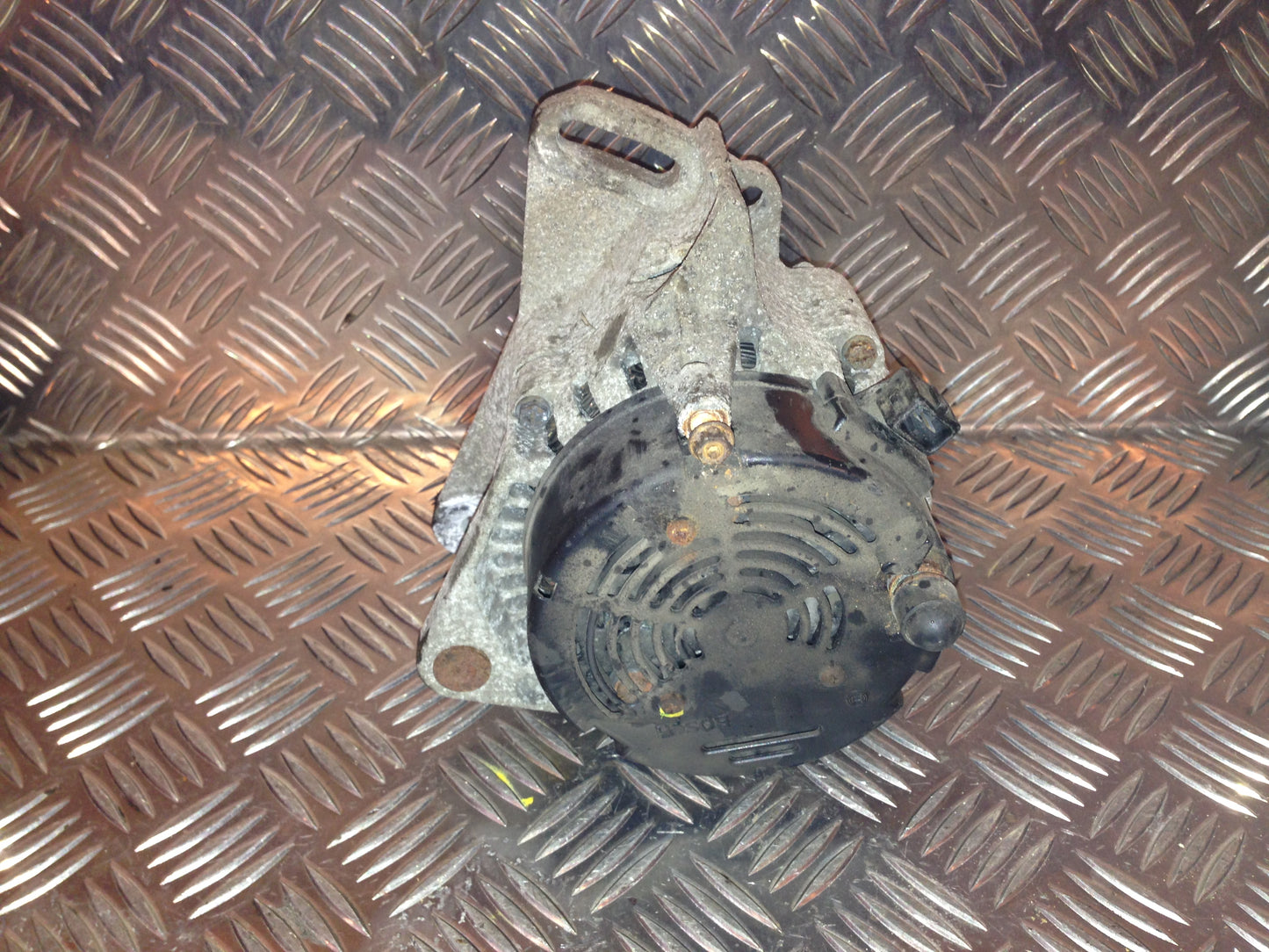 Seat Toledo Generator Med OEM Nr. 281768 Fra Seat Ophugger