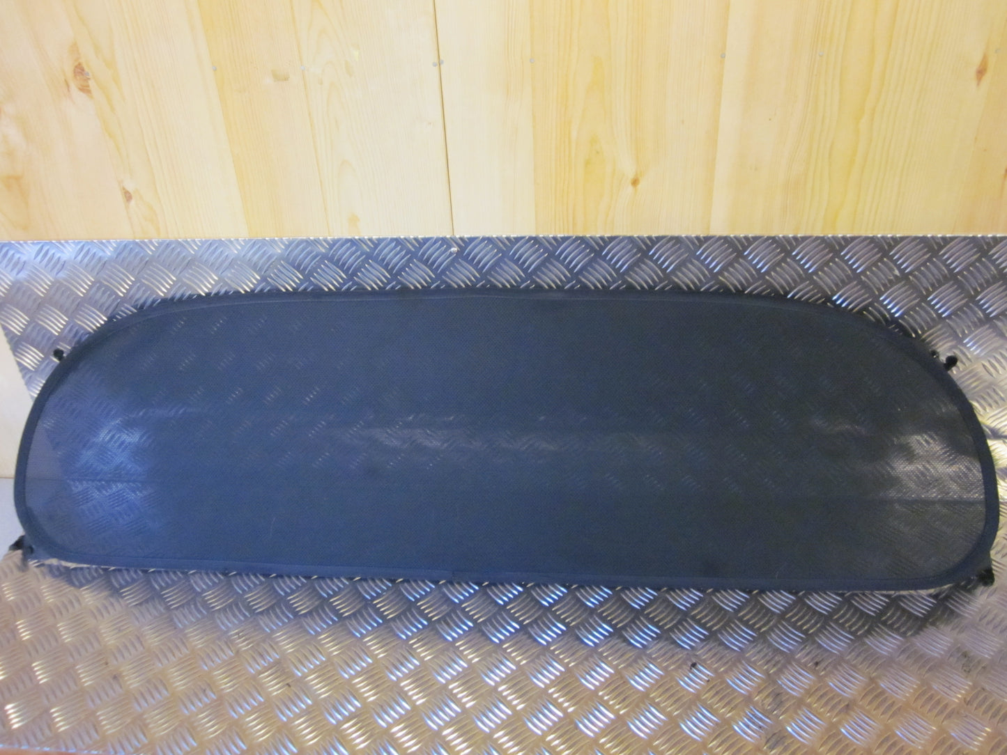 Opel Agila A Hundegitter/Bagagenet Med OEM Nr. Ophugger Fra Opel Ophugger