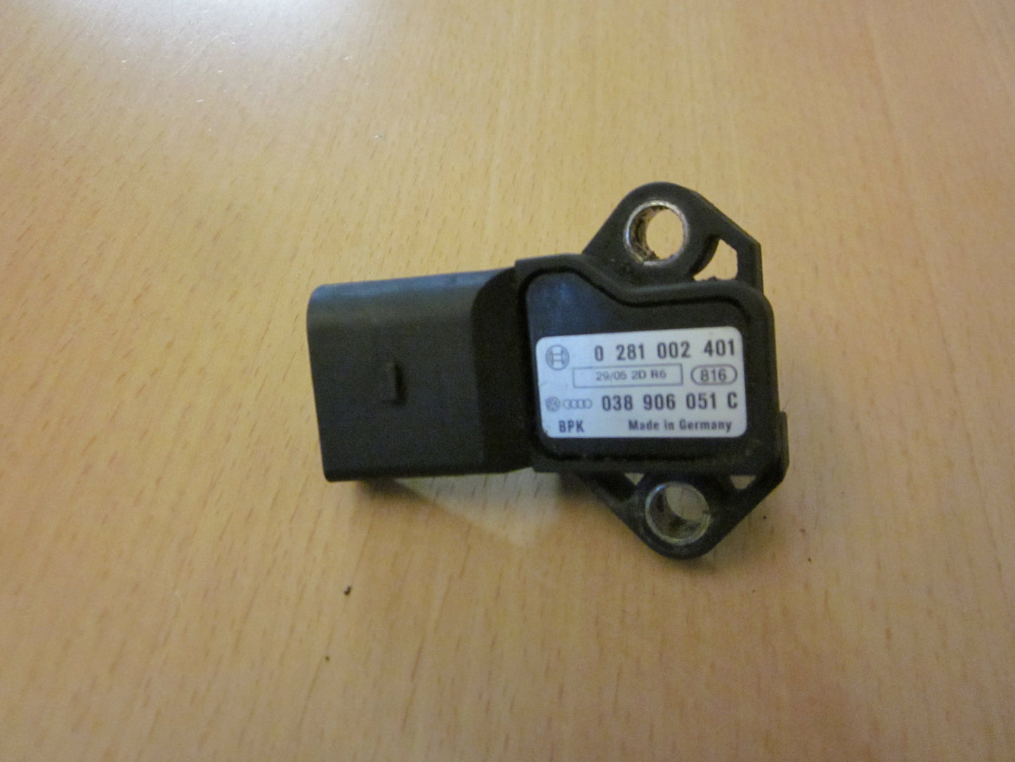 VW Touran 1T GP Motordele Diverse Med OEM Nr. Ophugger Fra VW Ophugger
