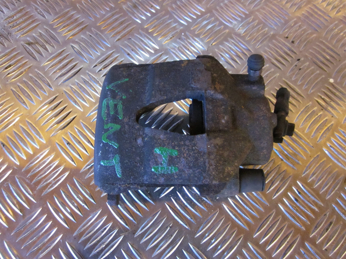 Skoda Fabia Bremsekaliber HF Med OEM Nr. 1K0615124D Fra Skoda Ophugger