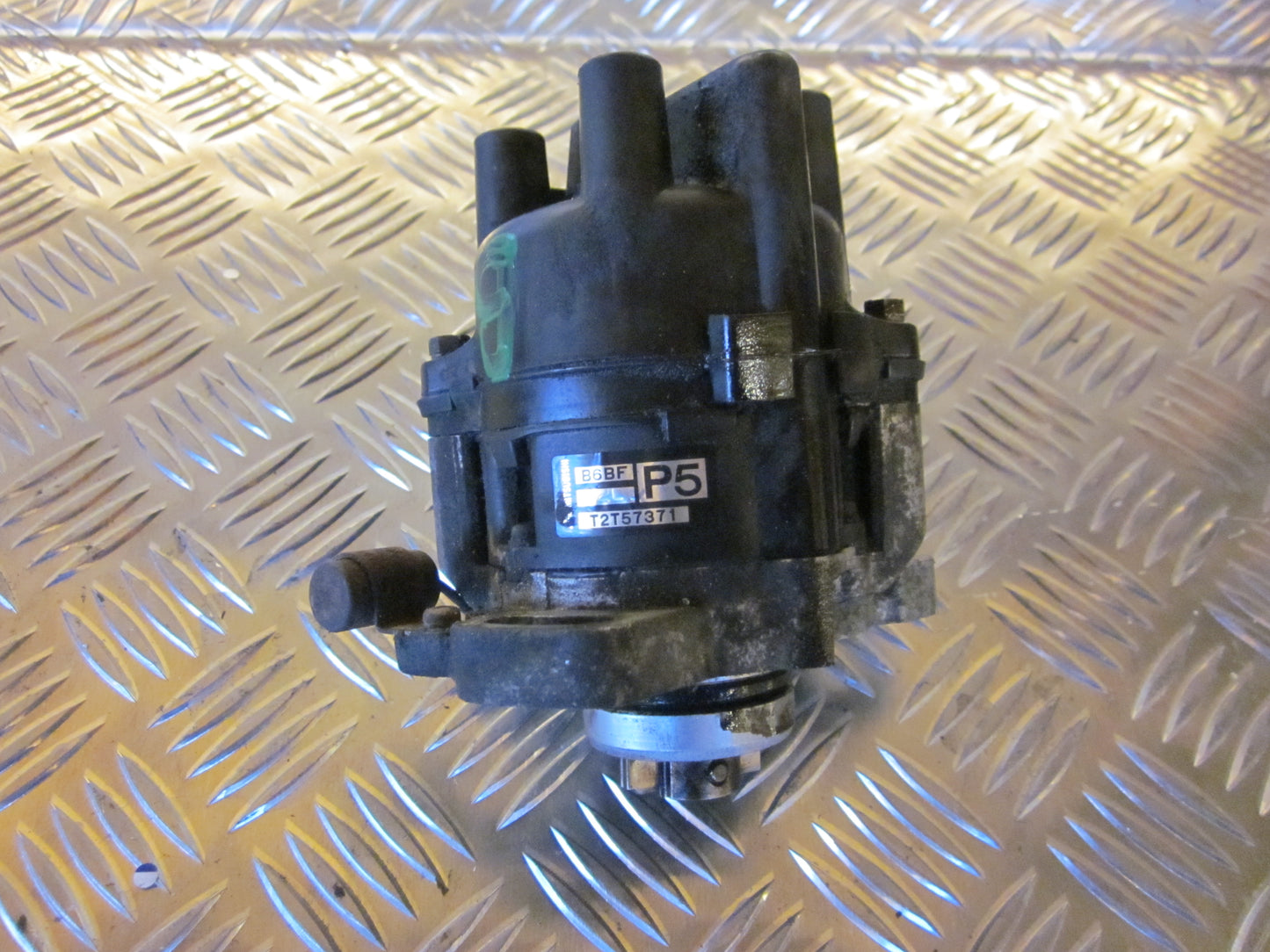 Mazda MX3 Strømfordeler El Med OEM Nr. Ophugger Fra Mazda Ophugger