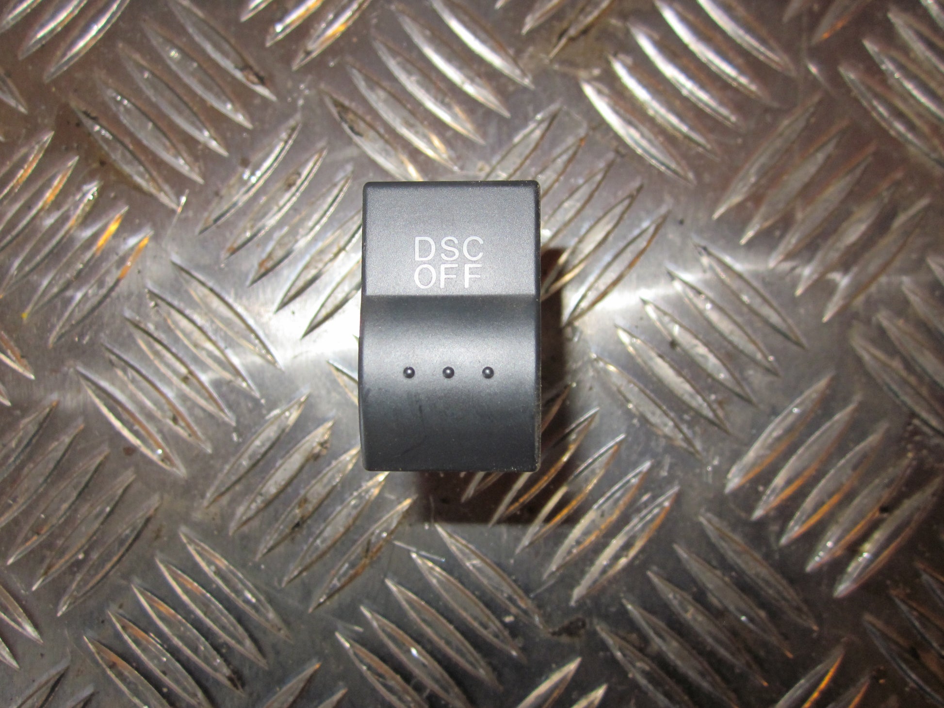 Mazda 3 BK Esp Div. Dele Med OEM Nr. Ophugger Fra Mazda Ophugger