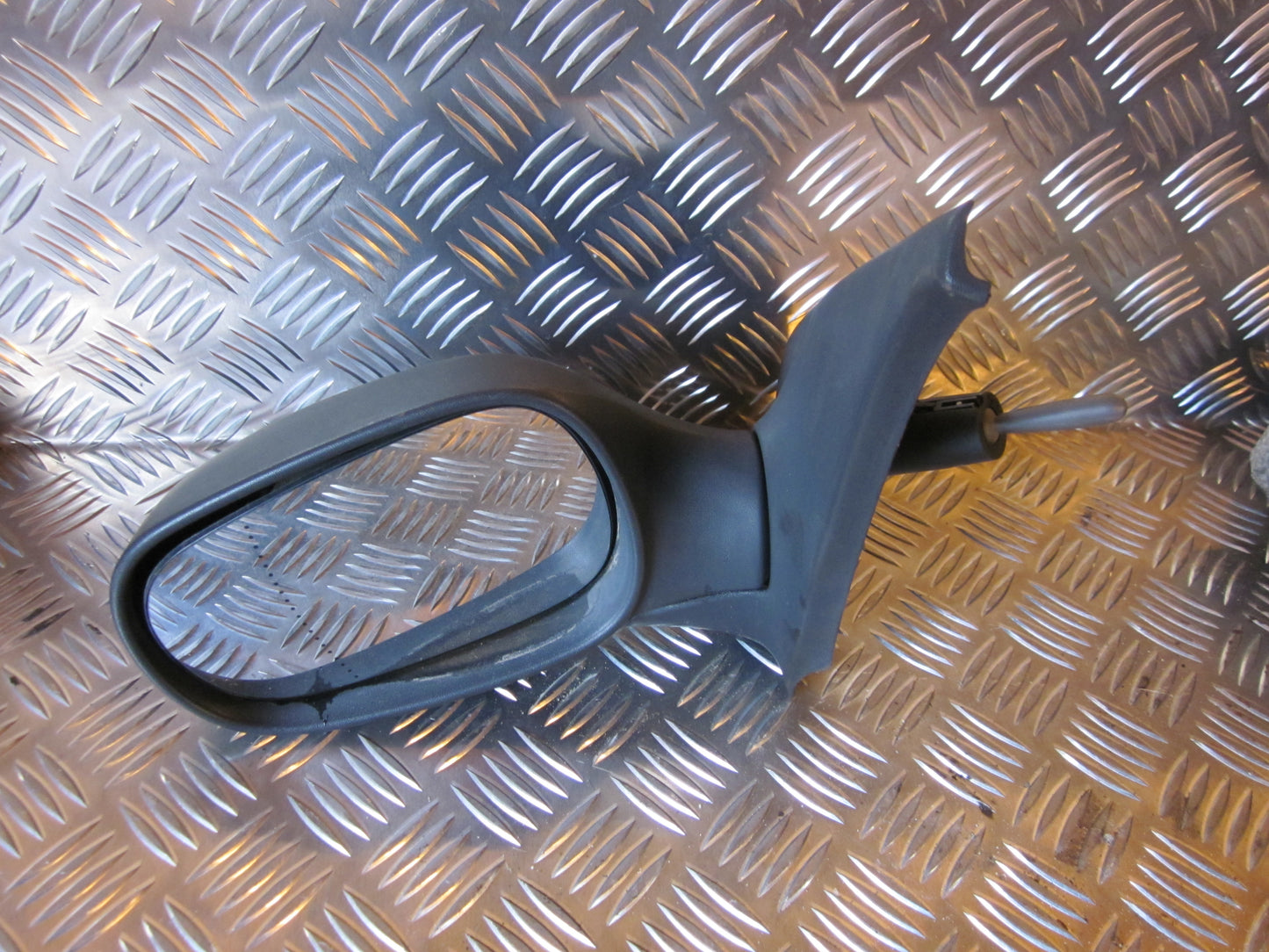Renault Clio 2 Sidespejl Med OEM Nr. Ophugger Fra Renault Ophugger