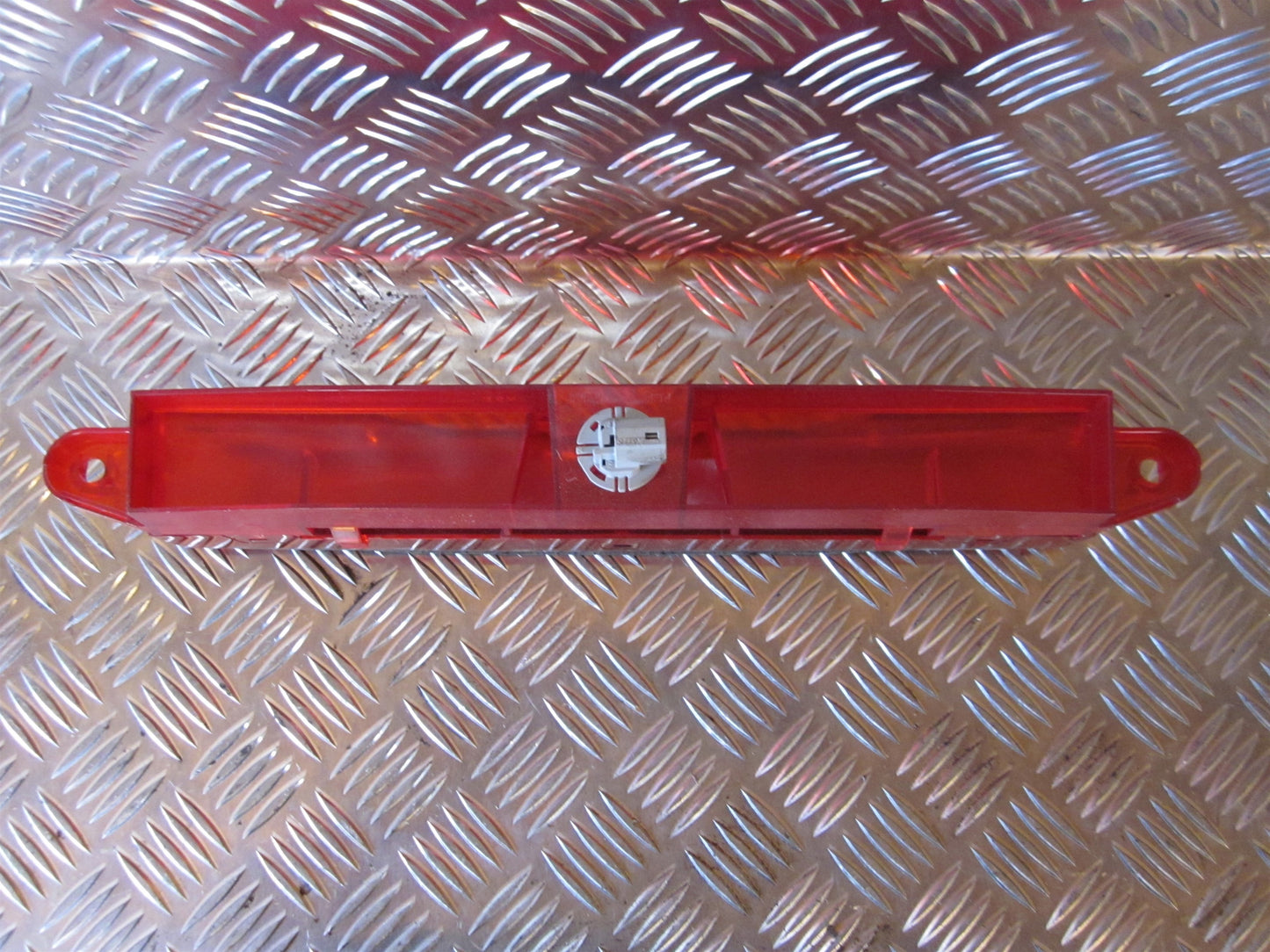 Mazda 6 GG/GY Bremselys Med OEM Nr. Ophugger Fra Mazda Ophugger