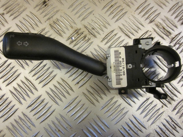 Seat Toledo Kontakt Blink Med OEM Nr. Ophugger Fra Seat Ophugger
