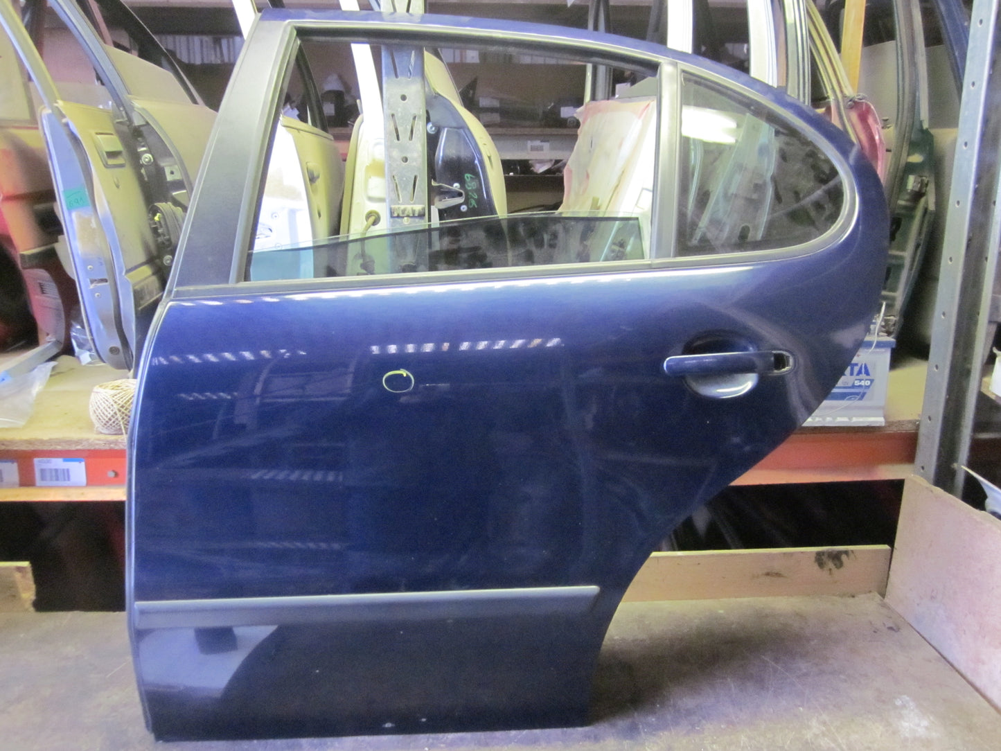 Seat Toledo Bagdør V Med OEM Nr. 1M0833055L Fra Seat Ophugger