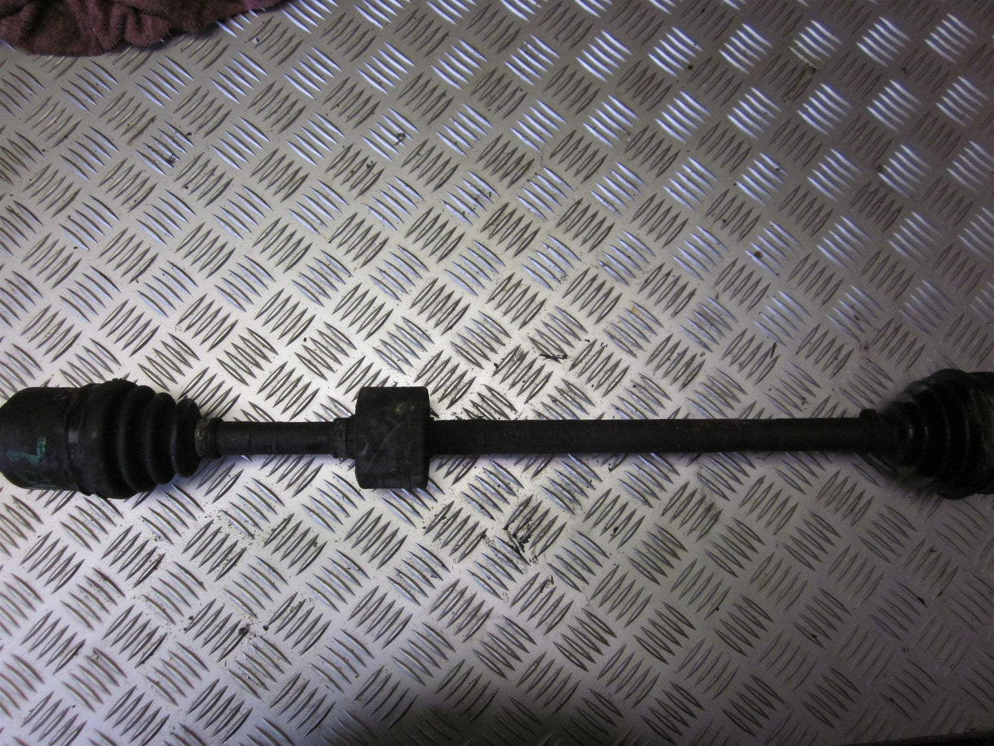 Fiat Punto Trækaksel For H Med OEM Nr. Ophugger Fra Fiat Ophugger