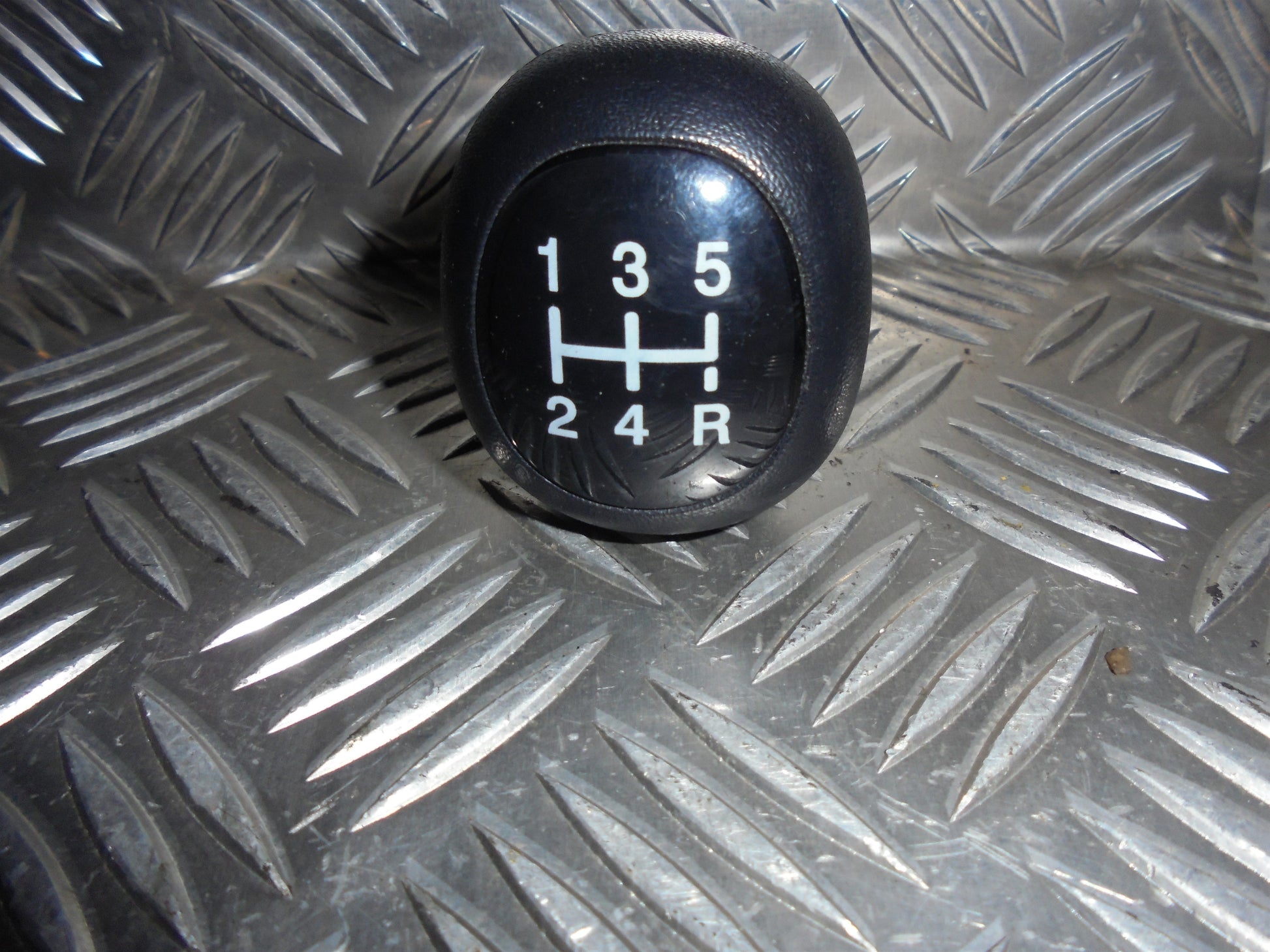 Ford Escort MK.5 Facel. Gearknop Med OEM Nr. Ophugger Fra Ford Ophugger