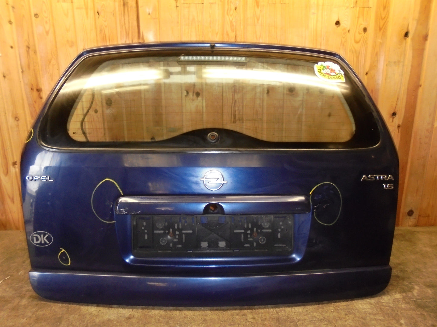 Opel Astra G Bagklap Med OEM Nr. Ophugger Fra Opel Ophugger