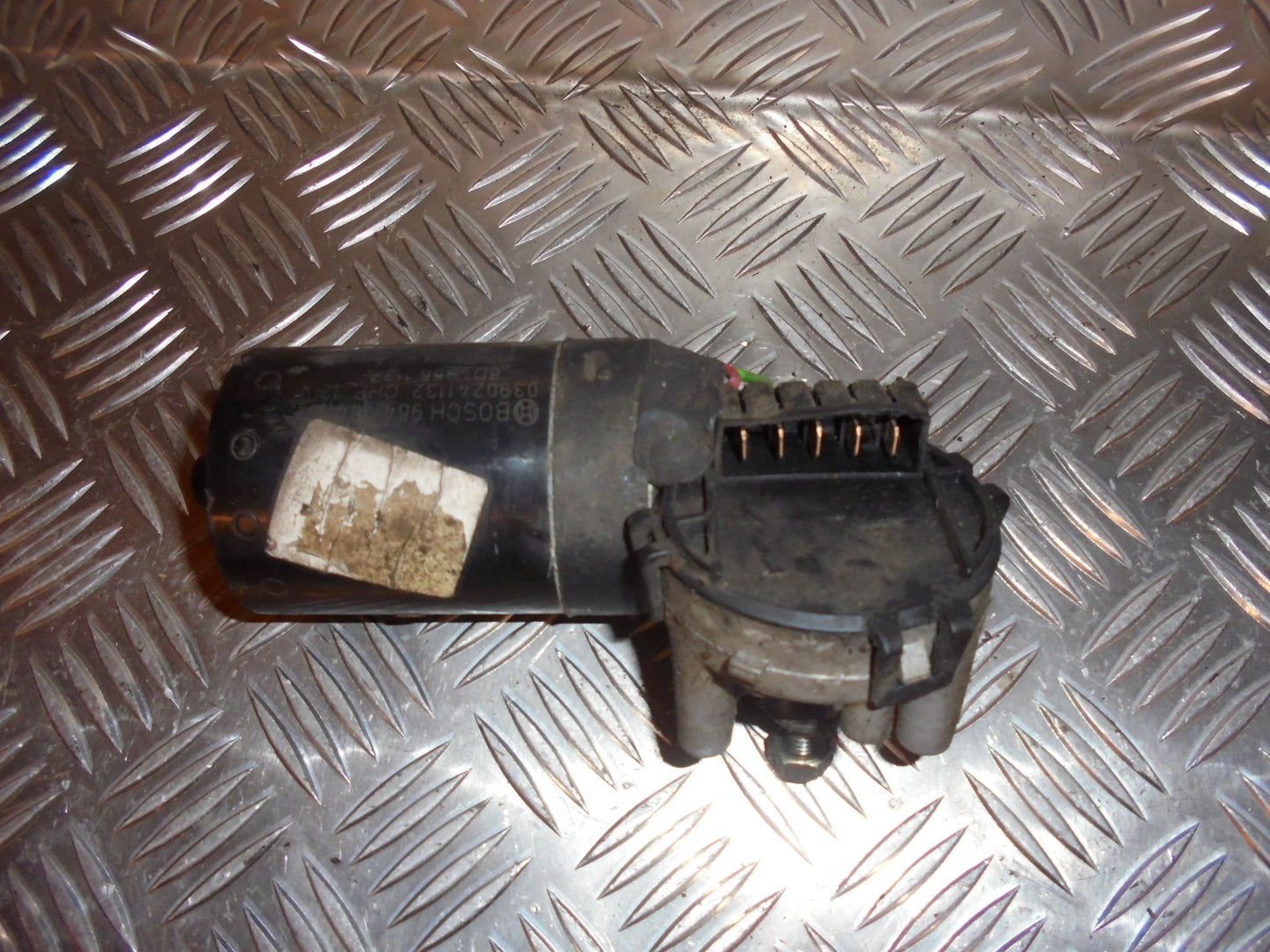 VW Passat 3B Viskermotor Med OEM Nr. 8D1955113A Fra VW Ophugger