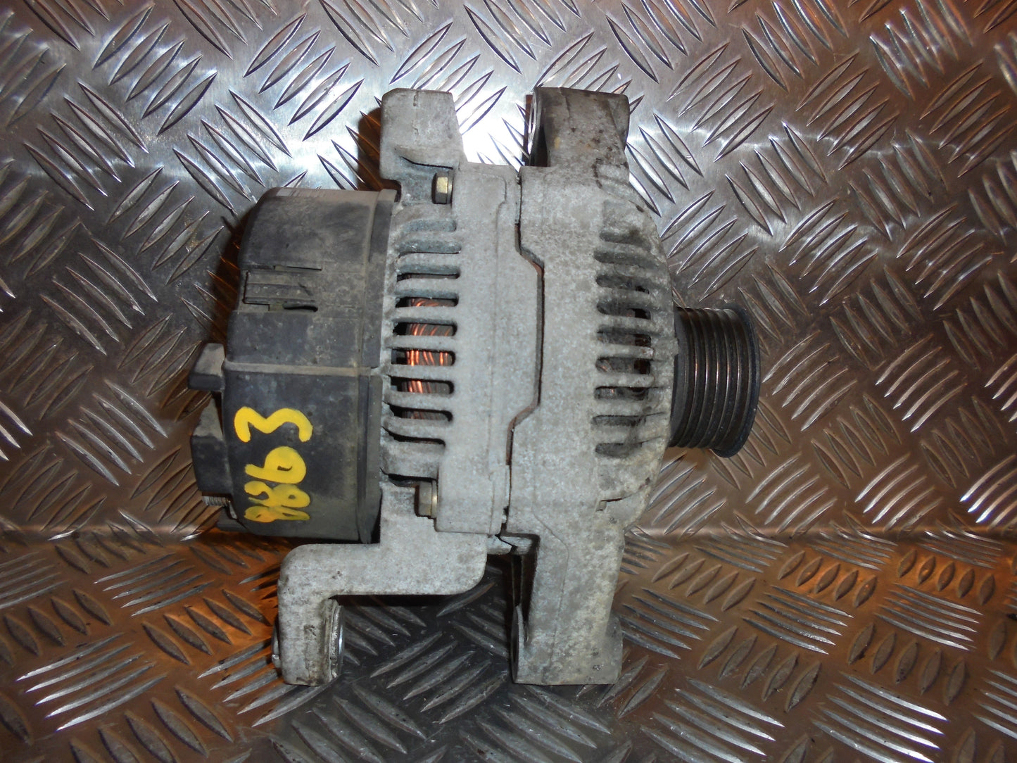 Opel Vectra B Generator Med OEM Nr. 0123120001 Fra Opel Ophugger