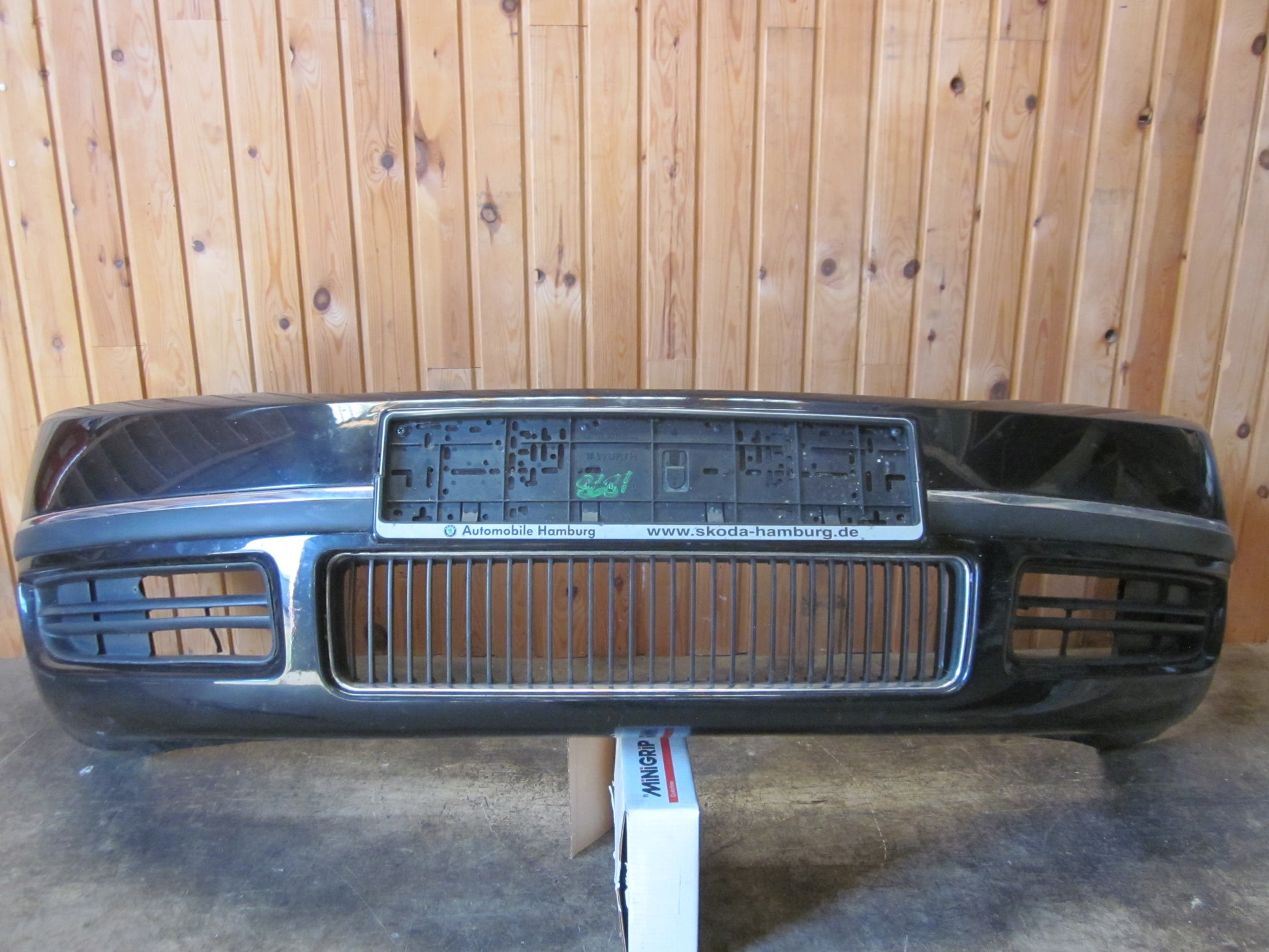 Skoda Superb Forkofanger Med OEM Nr. 3U0807217 Fra Skoda Ophugger