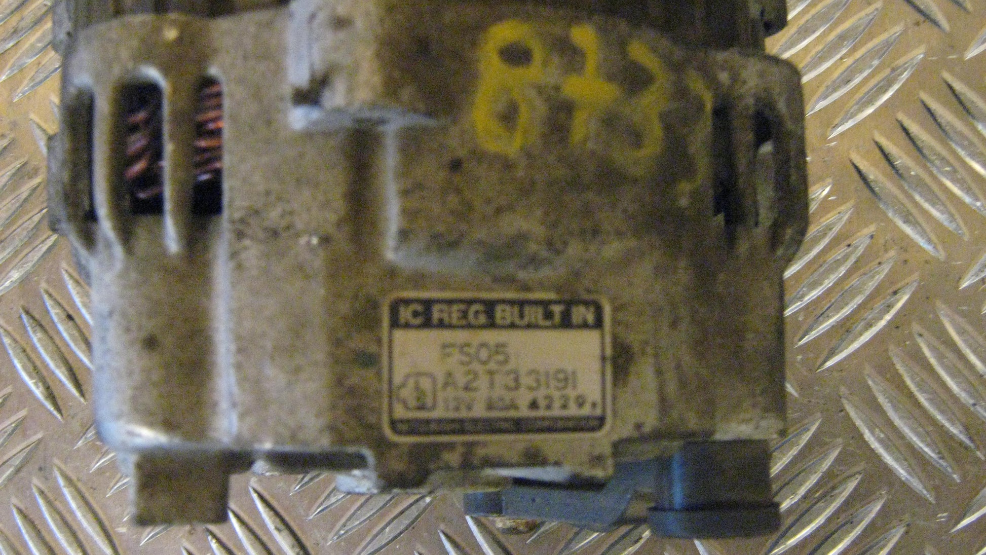 Mazda 626 GE Generator Med OEM Nr. A2T33191 Fra Mazda Ophugger