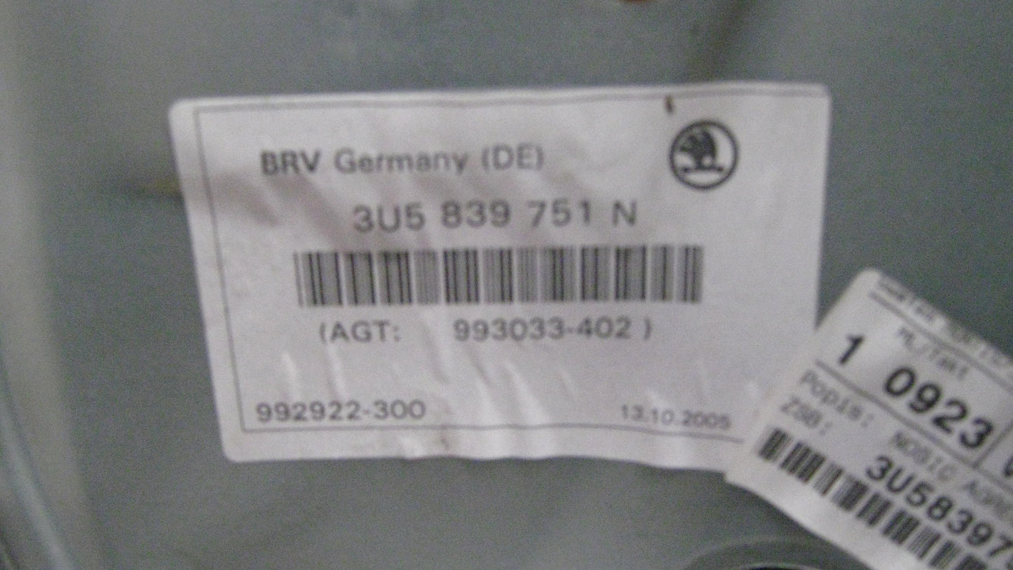 Skoda Superb Rudemotor - Rudehejs Med OEM Nr. 3U0959811 Fra Skoda Ophugger
