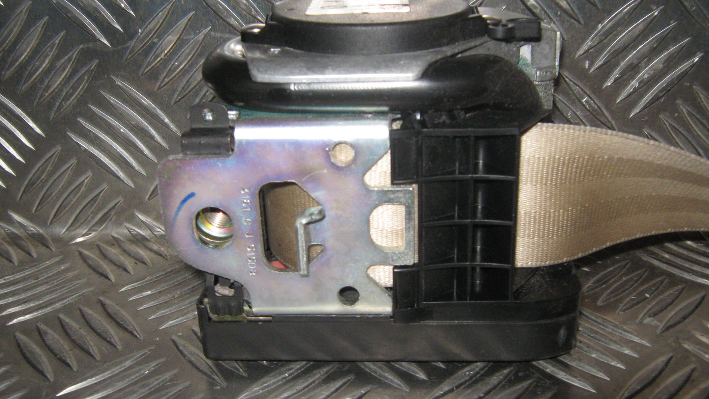 Skoda Superb Sikkerhedsseler For Med OEM Nr. 3B1857706H Fra Skoda Ophugger