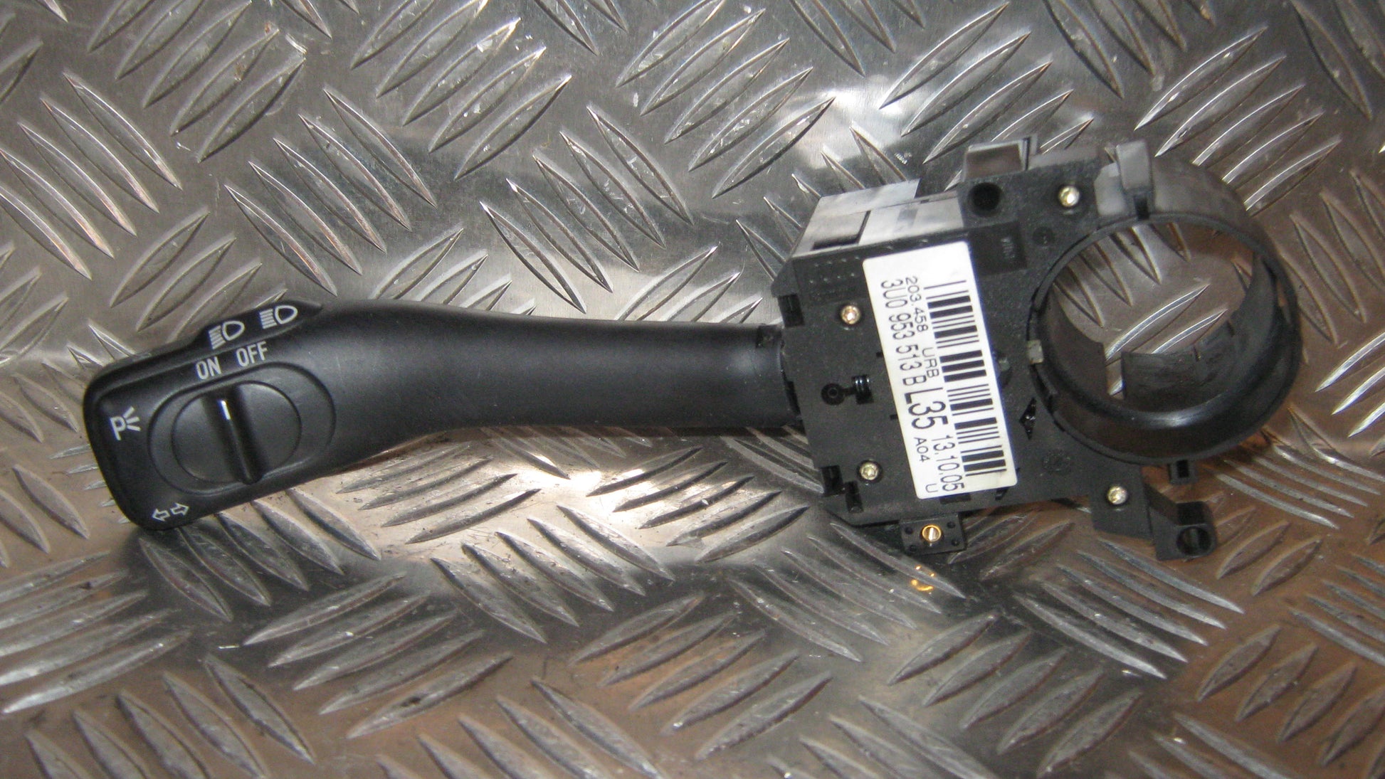 Skoda Superb Kontakt Blink Med OEM Nr. 3U0953513B Fra Skoda Ophugger